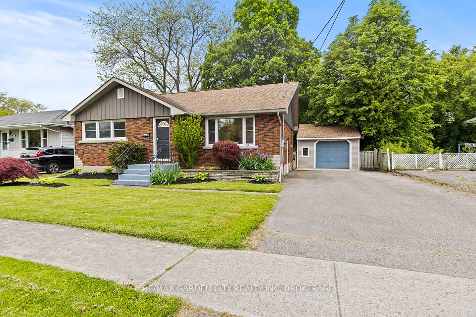 529 Bunting Road, St. Catharines, ON L2M 3A7
