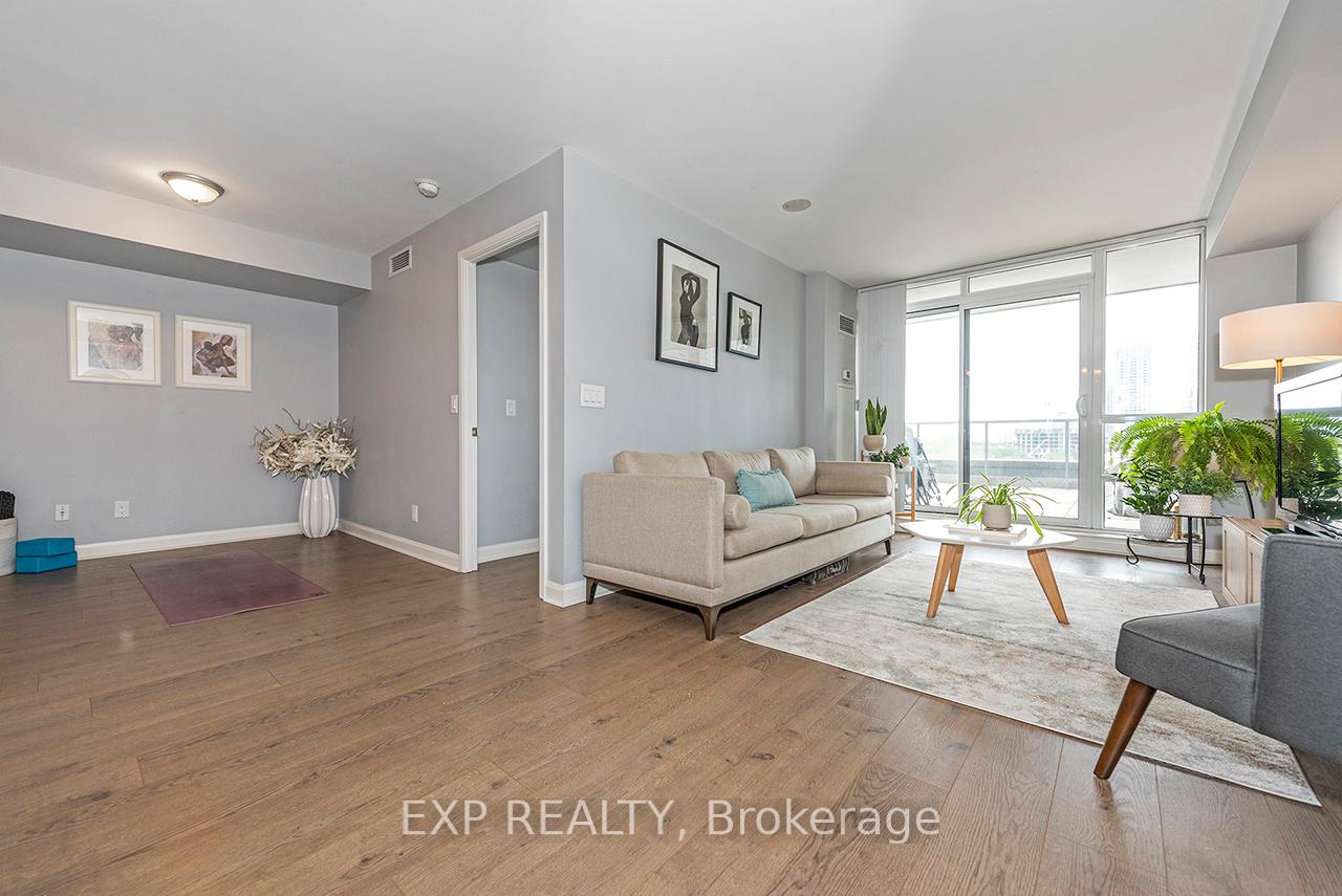 2 Bedrooms Condo at 1 Michael Power, Toronto For sale