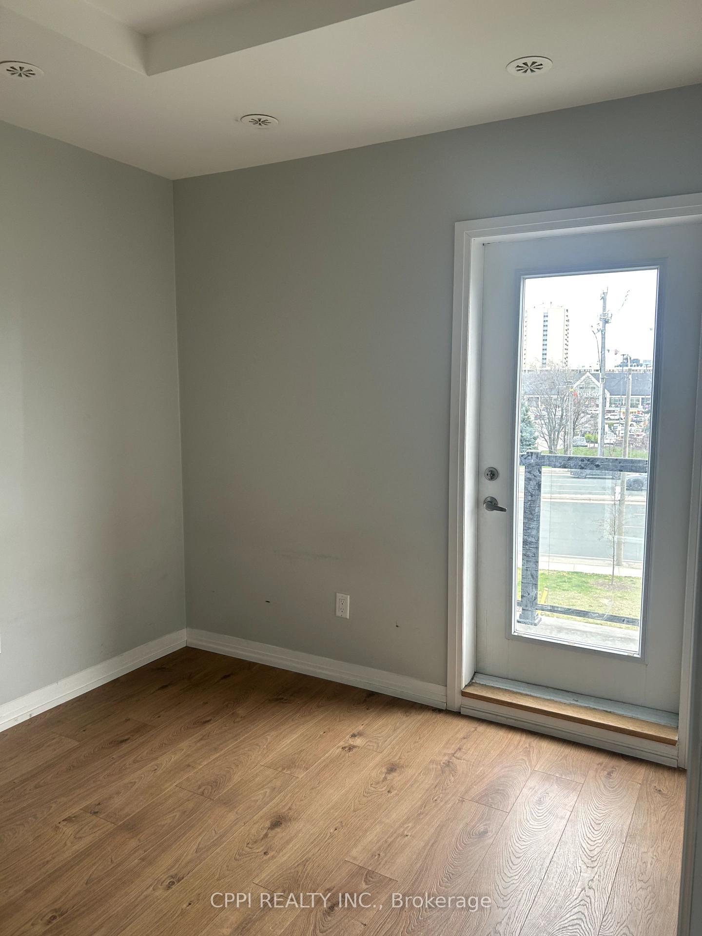 2 Bedrooms Condo at 402 The East Mall,  Toronto For sale