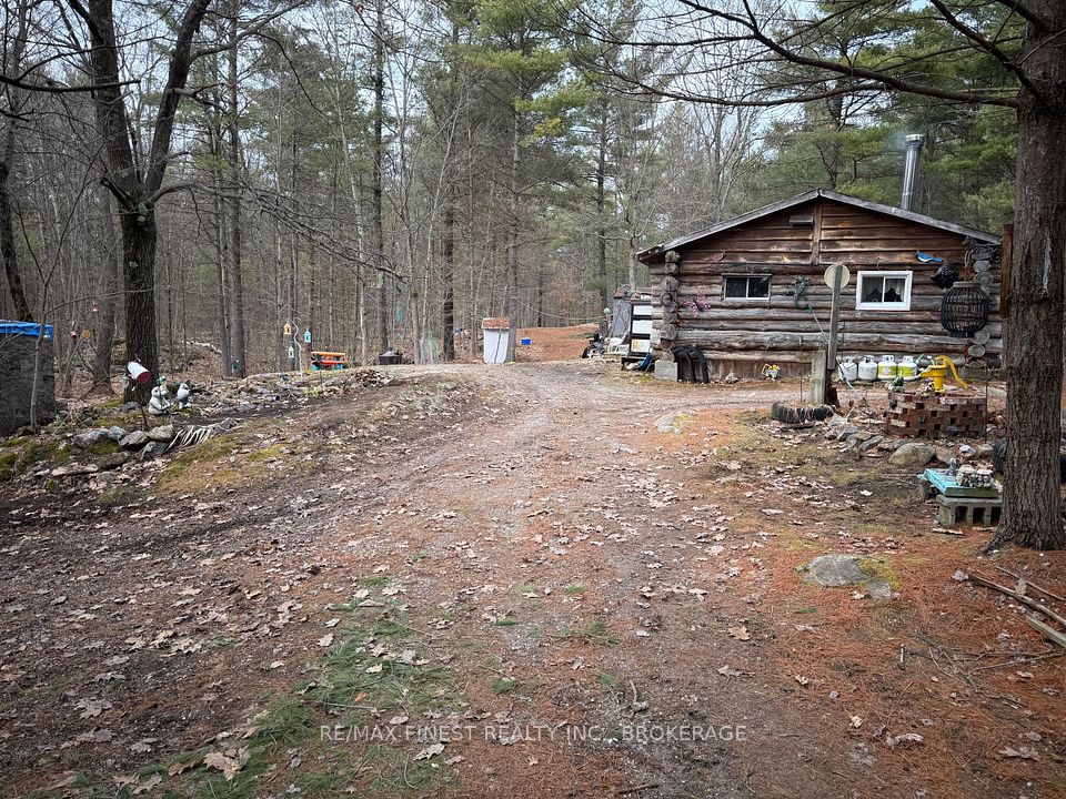 2066 Echo Lake