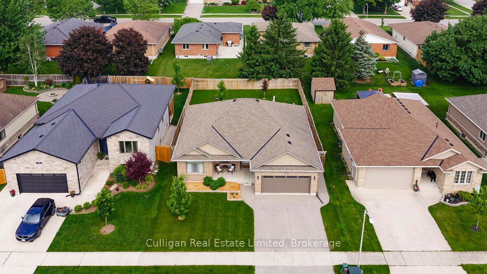 82 Sylvia Street, West Perth, ON N0K 1N0