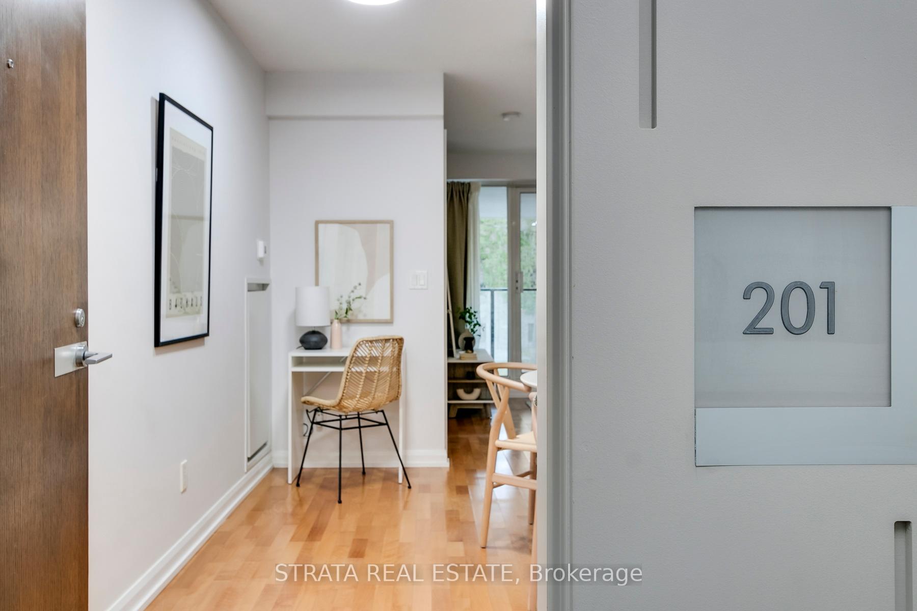 1 Bedroom Condo at 111 Elizabeth, Toronto For sale