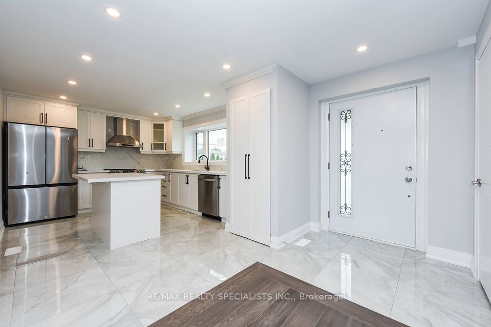 410 Burnhamthorpe