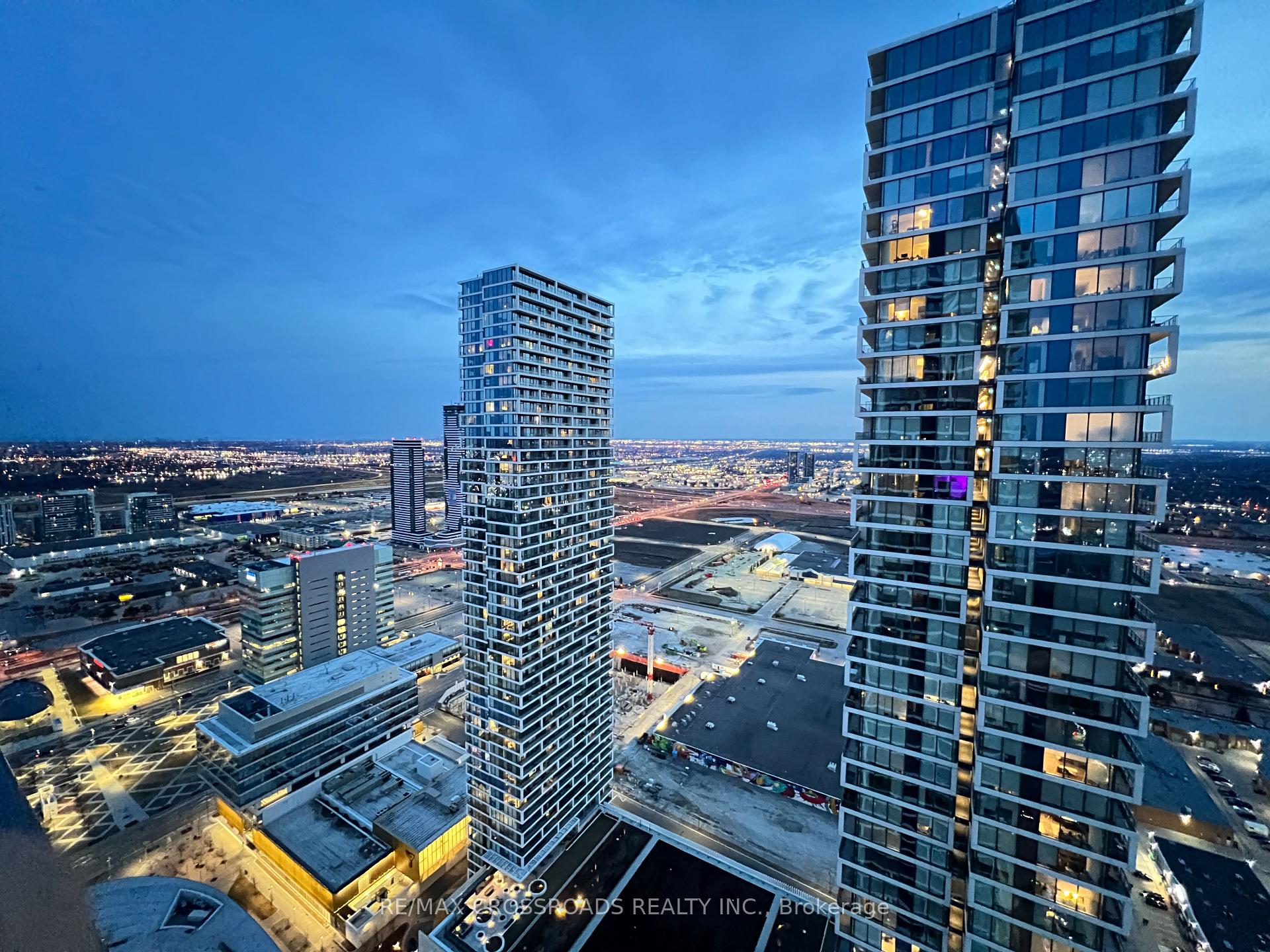 1 Bedroom Condo at 950 Portage, Vaughan For sale