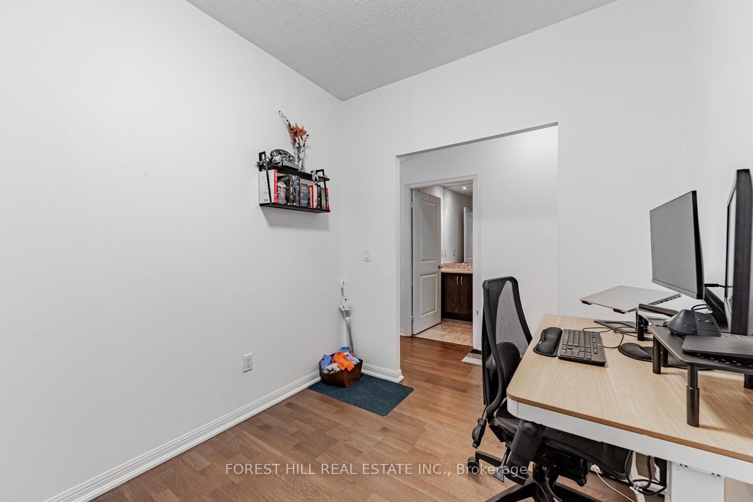2 Bedrooms Condo at 21 Grand Magazine, Toronto For sale