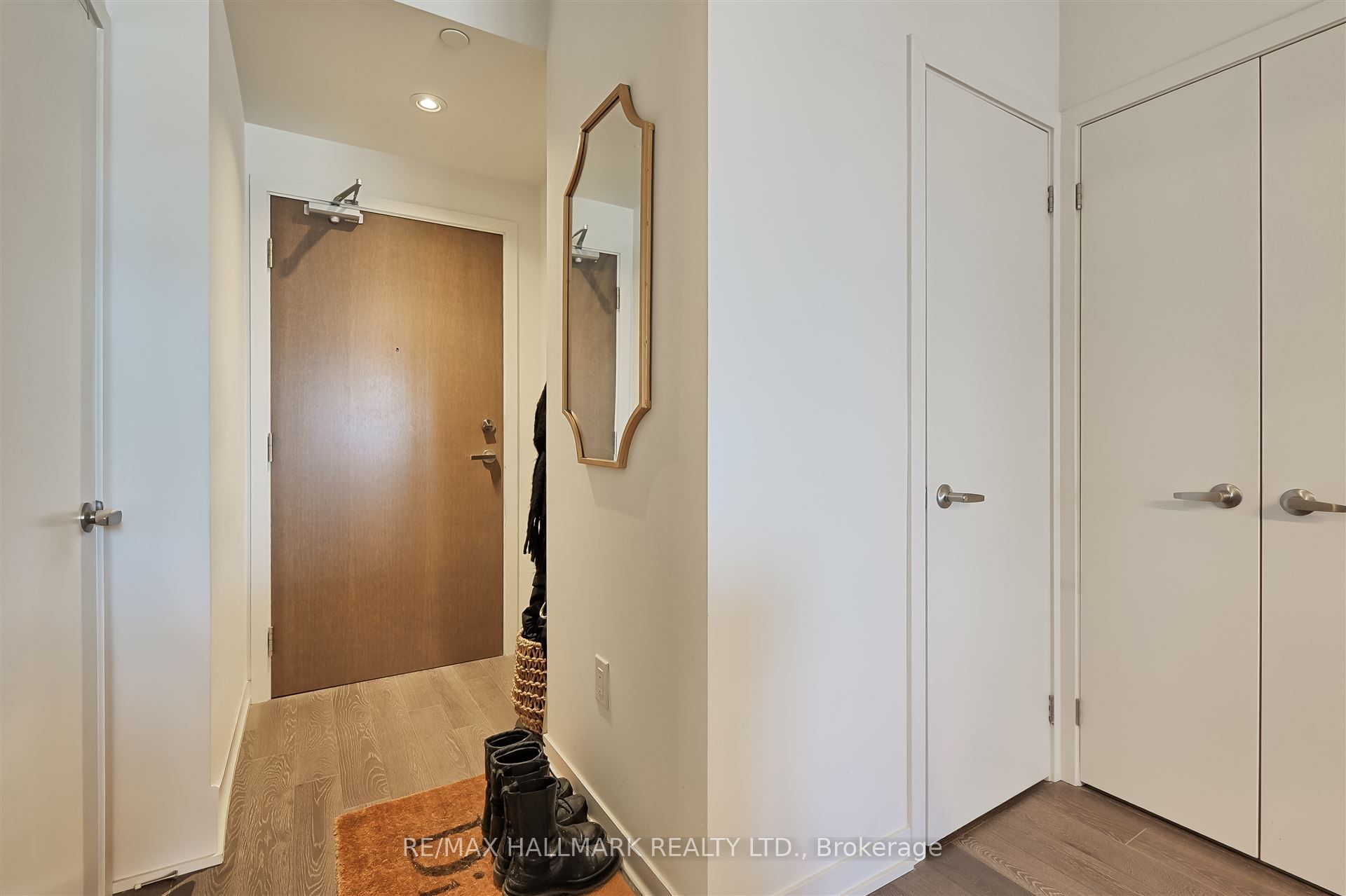 20 Richardson Street E, #602