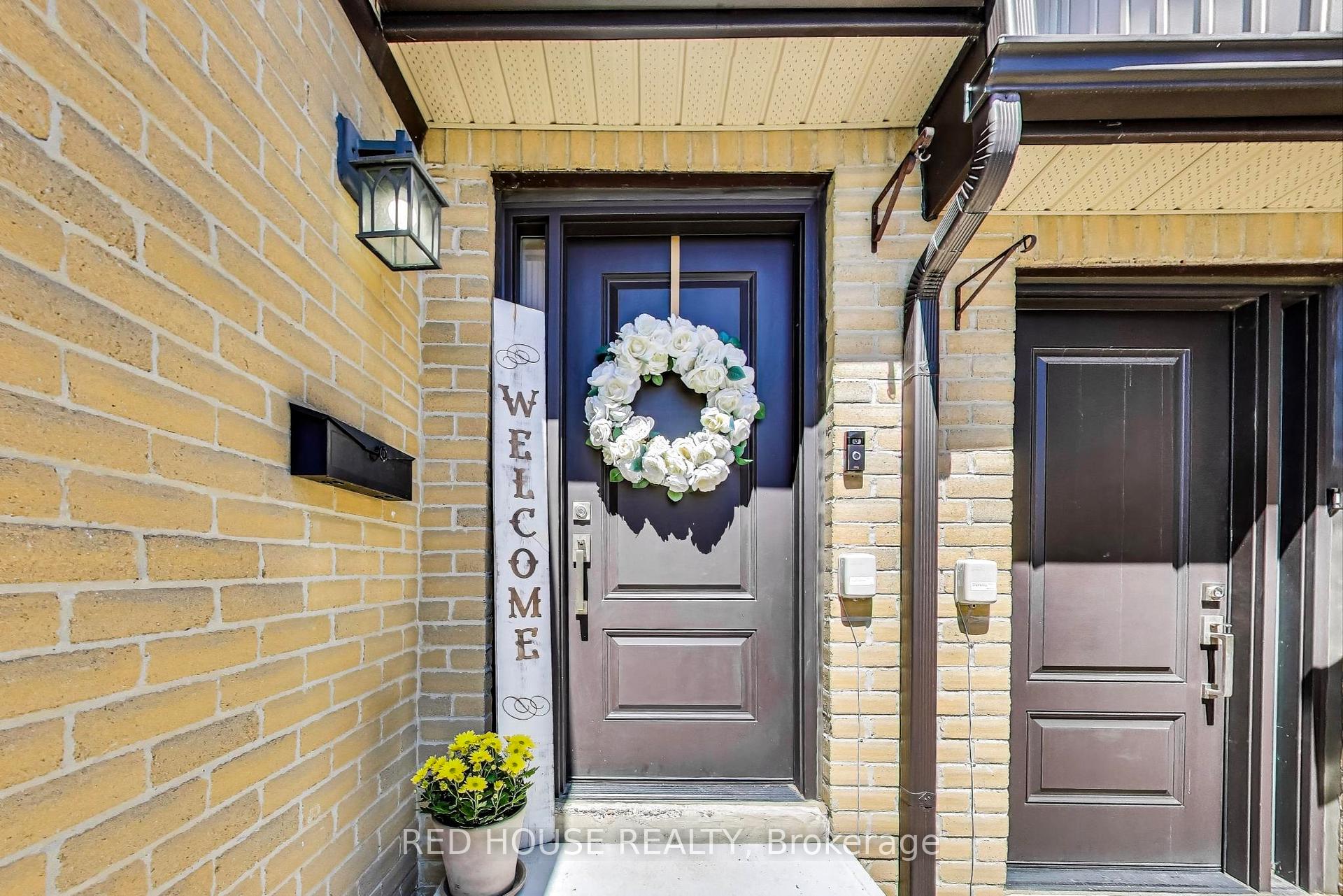 4 Bedrooms Condo at 3510 South Millway, Mississauga For sale