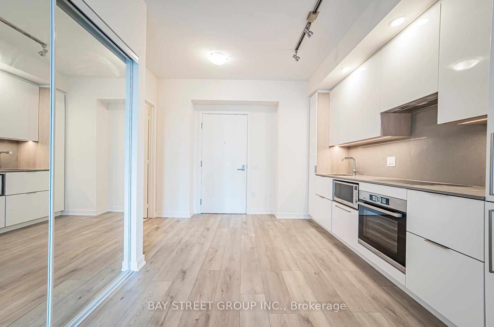 1 Bedroom Condo at 28 Freeland, Toronto For sale