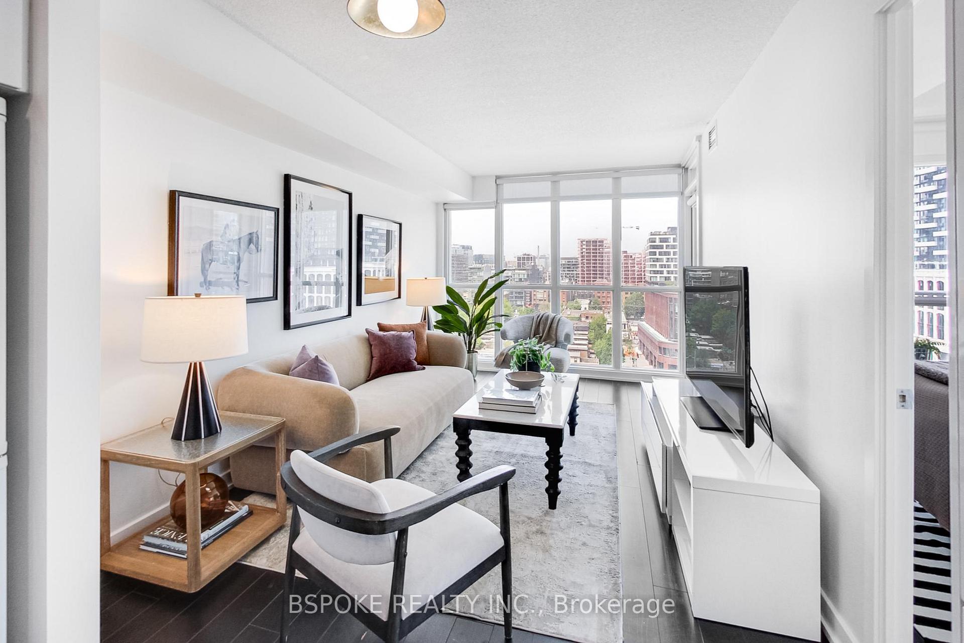 2 Bedrooms Condo at 15 Iceboat, Toronto For sale