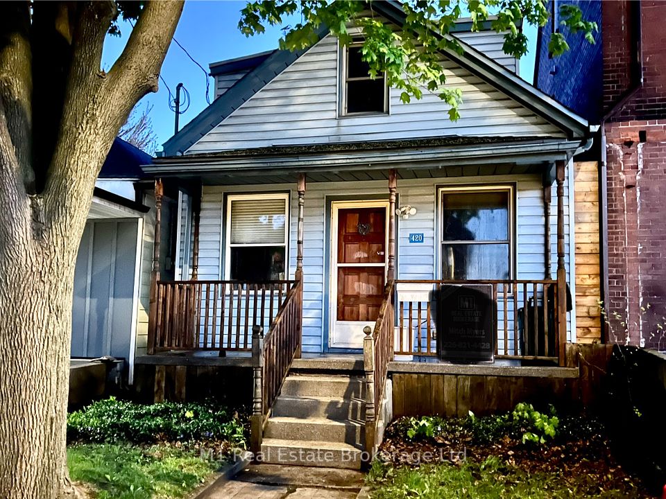 420 King William Estates, Hamilton, ON L8L 1P7
