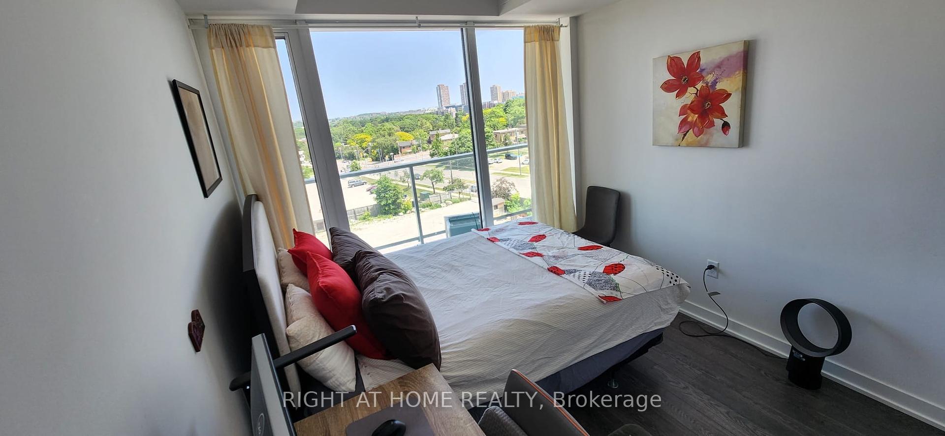 3 Bedrooms Condo at 20 O’Neill, Toronto For sale