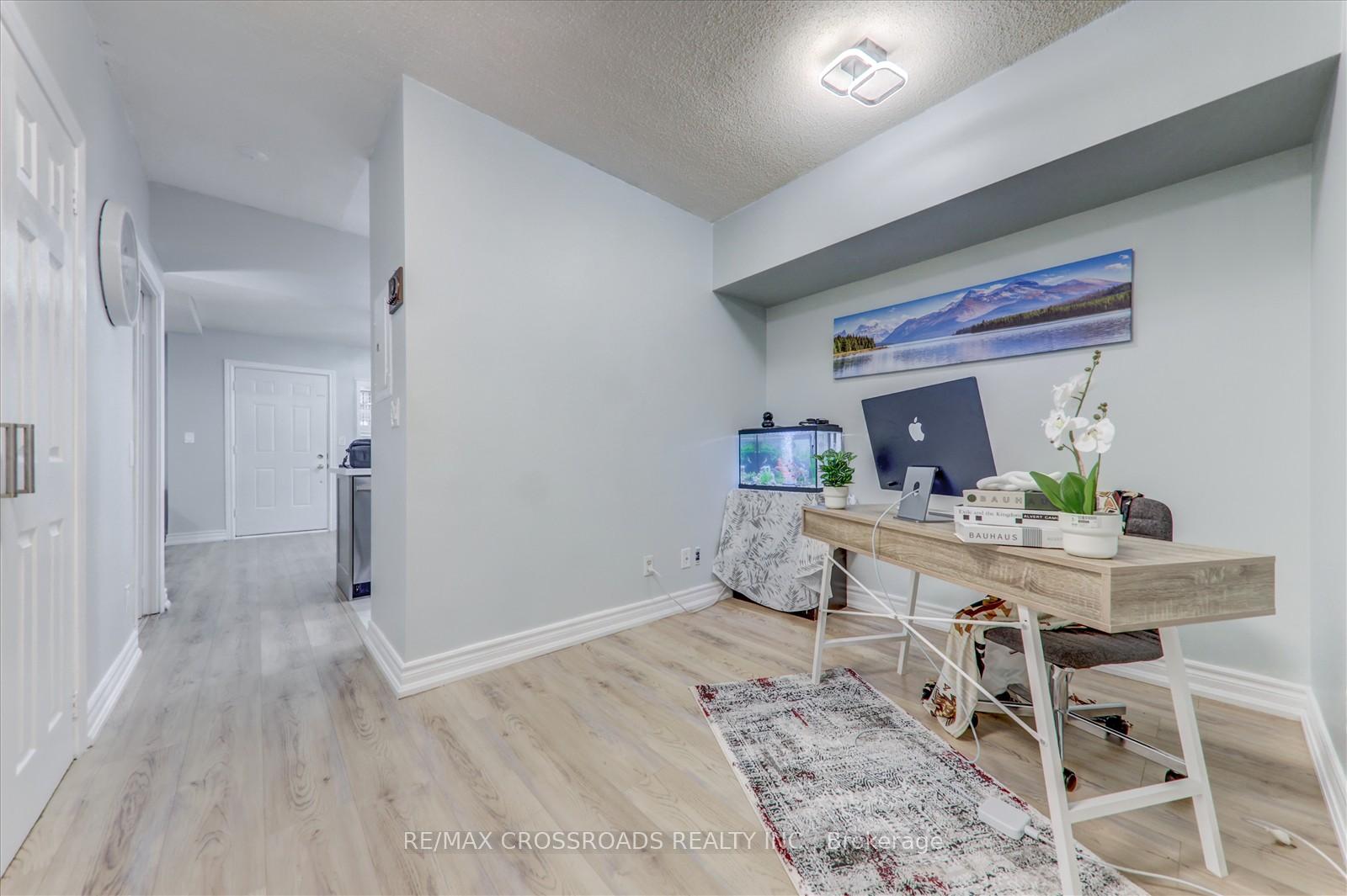 3 Bedrooms Condo at 3047 Finch, Toronto For sale