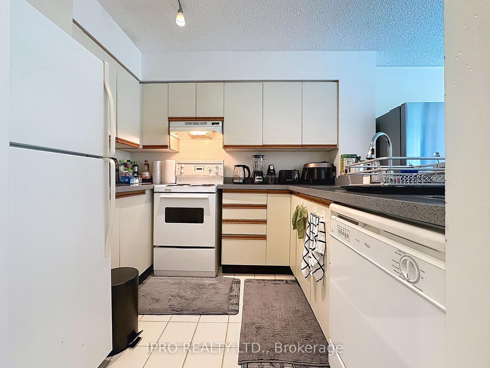 1 Bedroom Condo at 95 Prince Arthur, Toronto For sale