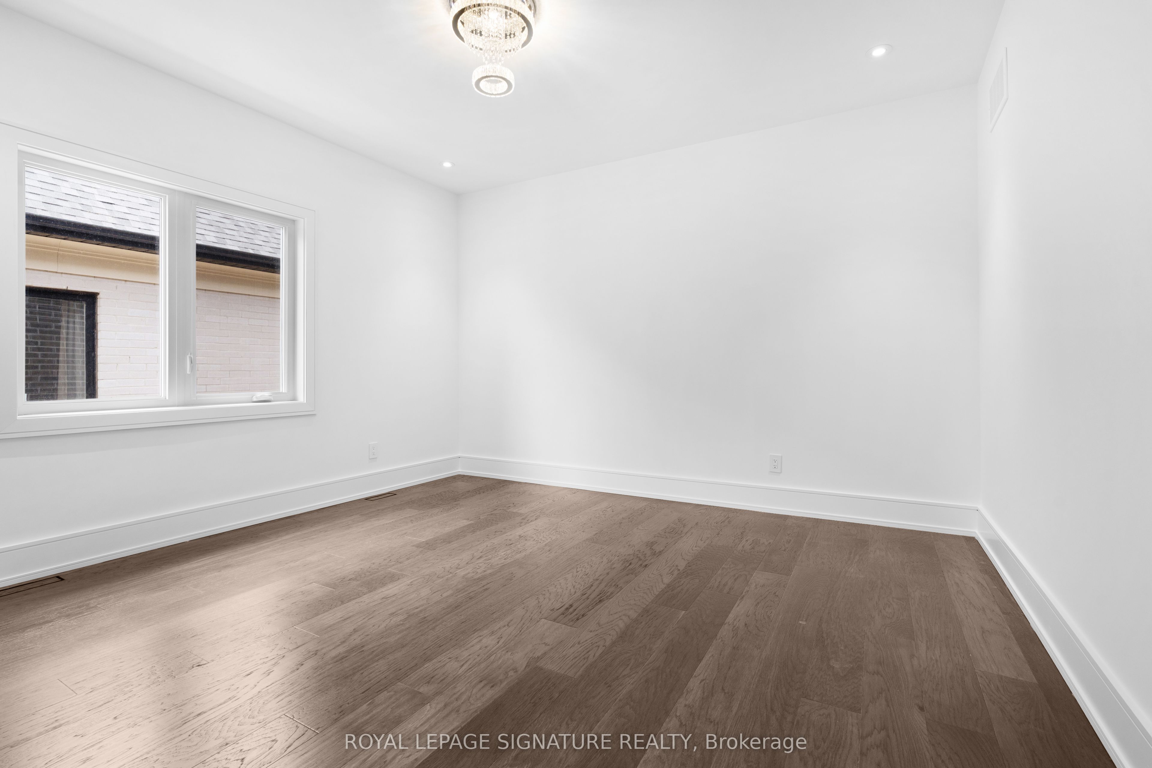 193 Mateo Place