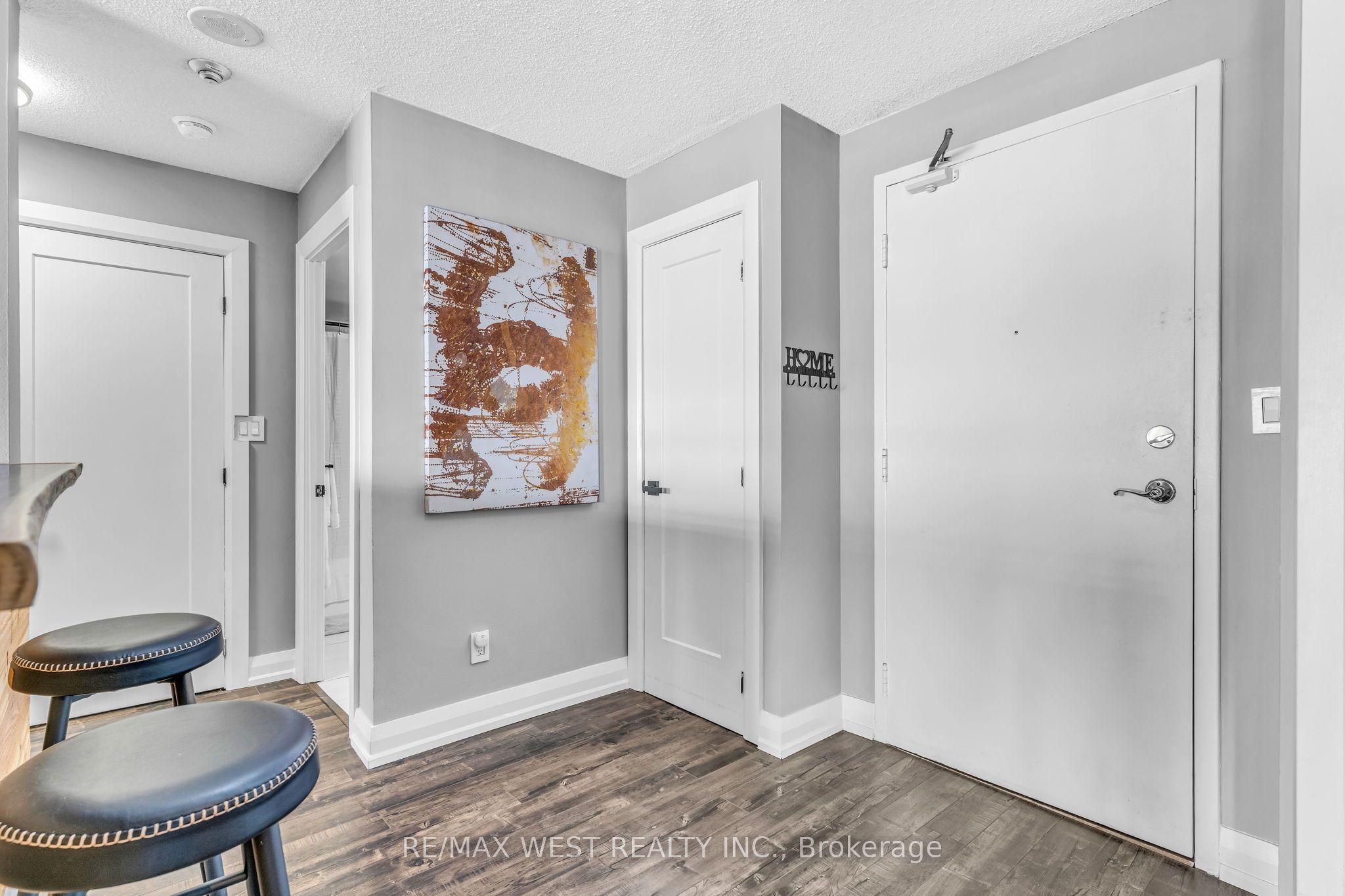 145 Hillcrest Avenue, #1615