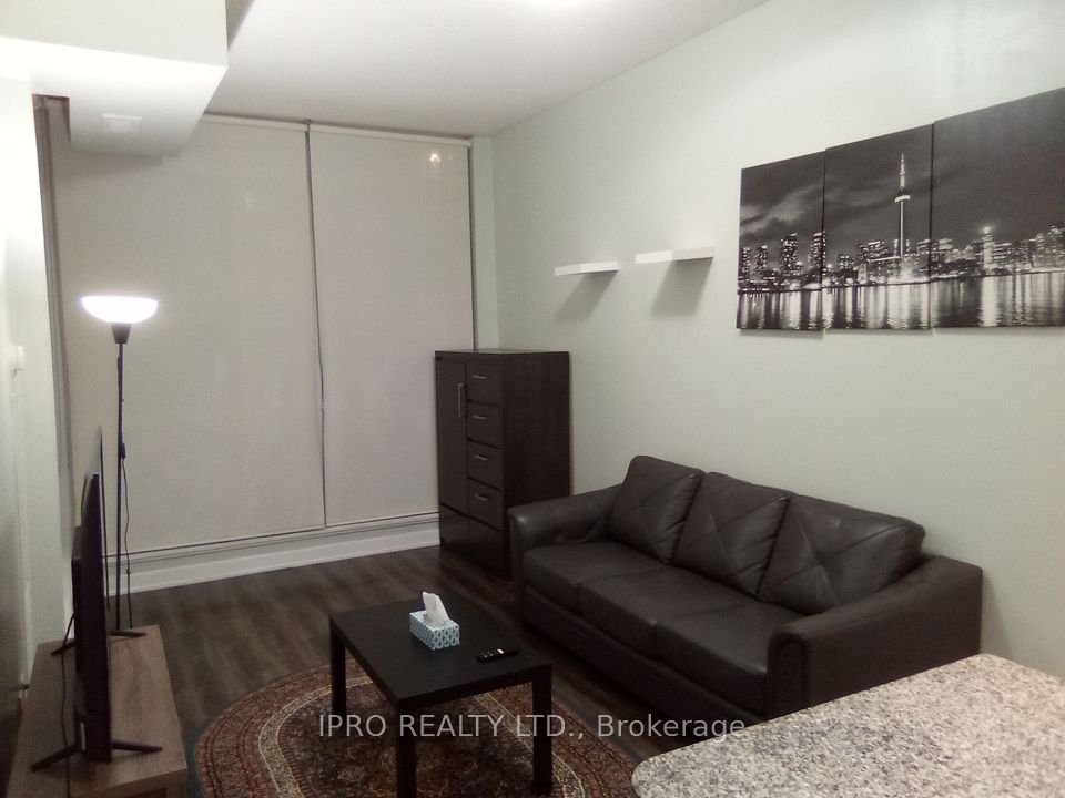 #501 - 4065 Brickstone Mews, Mississauga, ON L5B 0G3