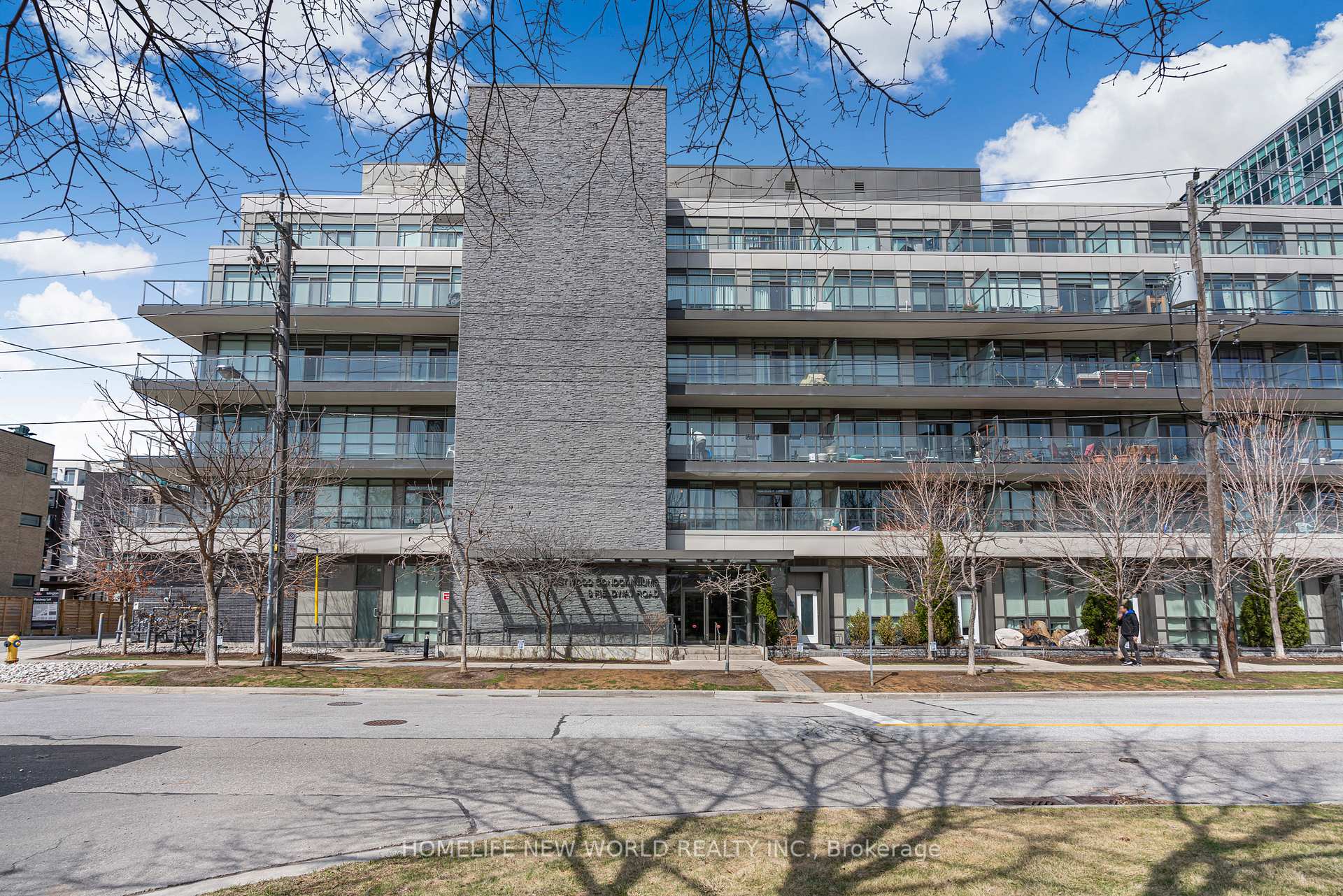 Condo at 8 Fieldway,  Toronto For sale