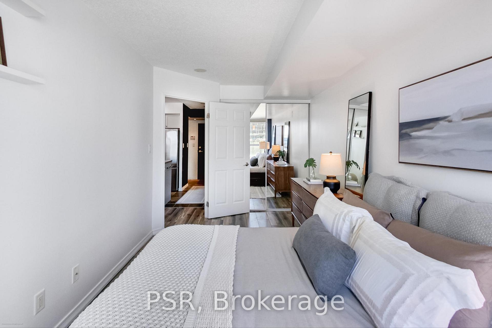 1 Bedroom Condo at 230 King, Toronto For sale