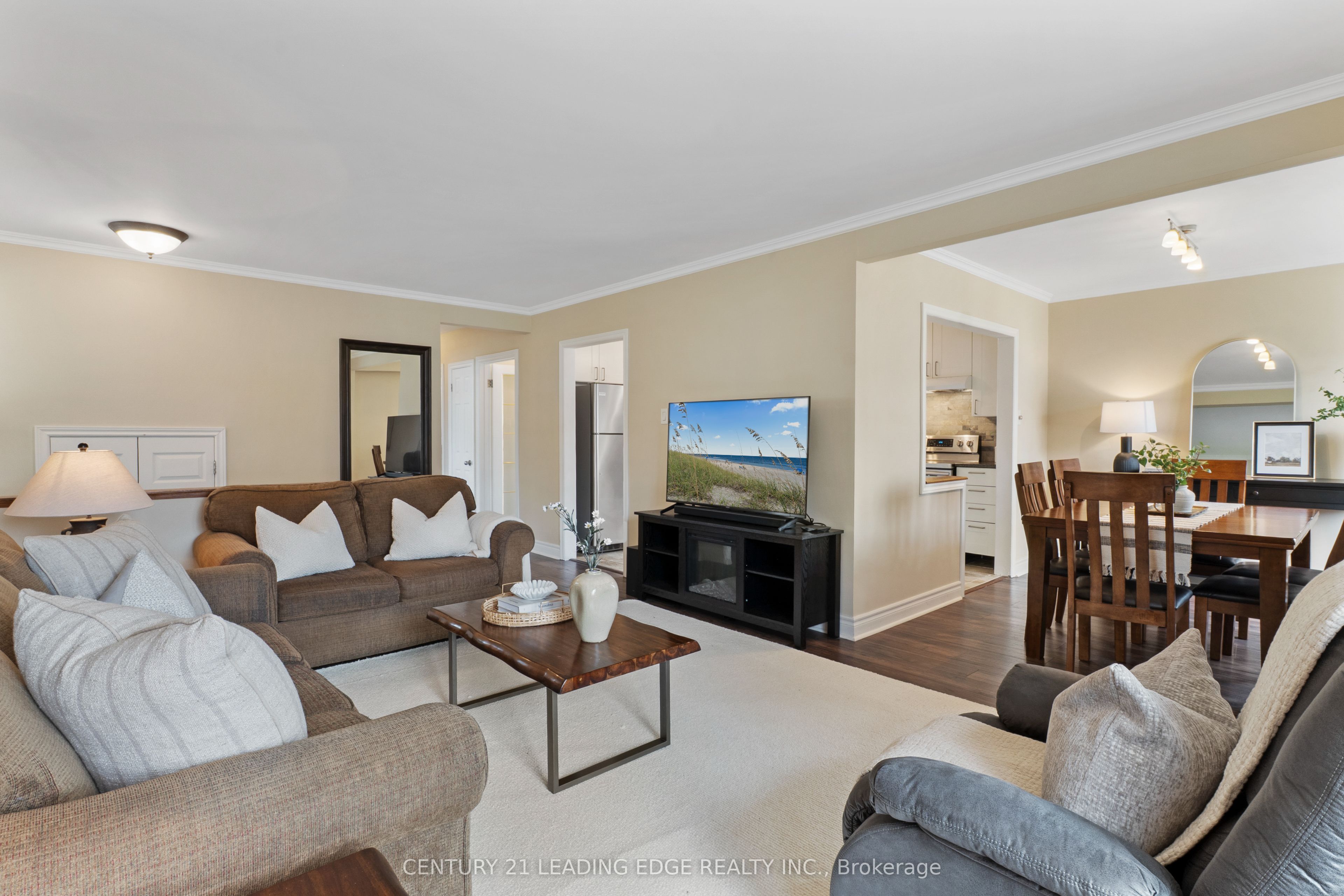 3 Bournville Drive, Toronto, ON M1E 1C3