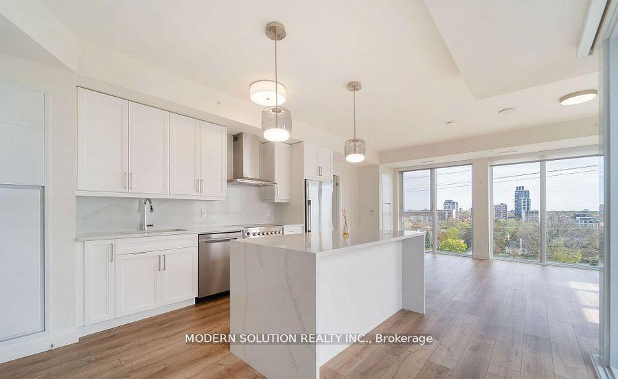 2 Bedrooms Condo at 500 Brock, Burlington For sale