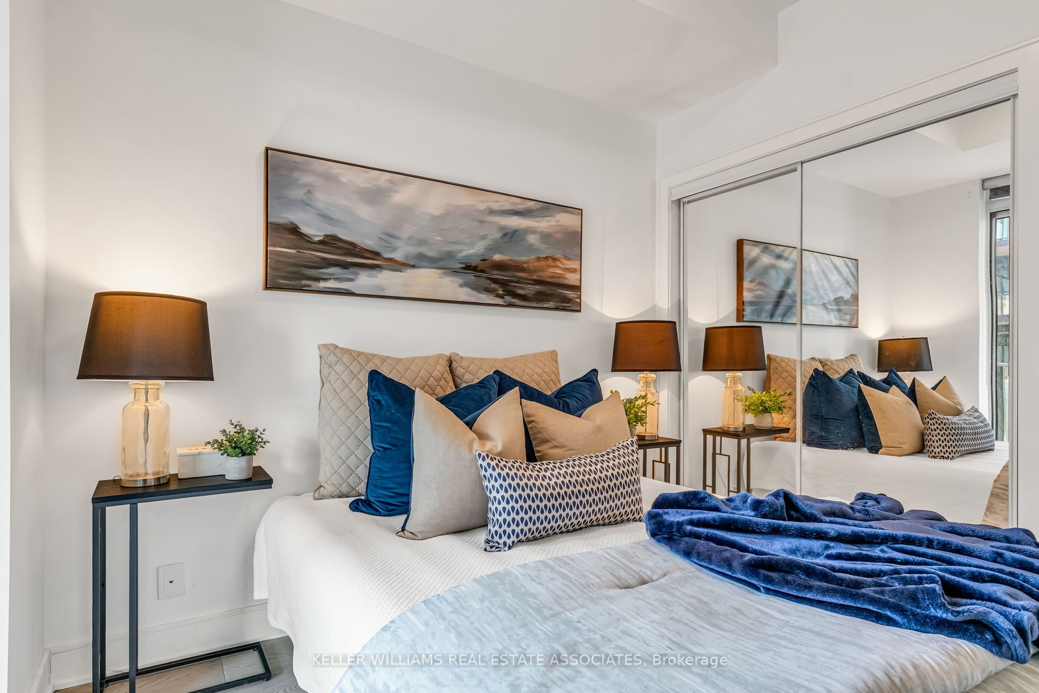 1575 Lakeshore Road W, #231