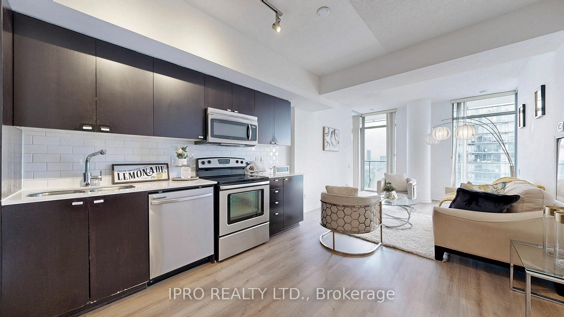 3 Bedrooms Condo at 103 The Queensway, Toronto For sale