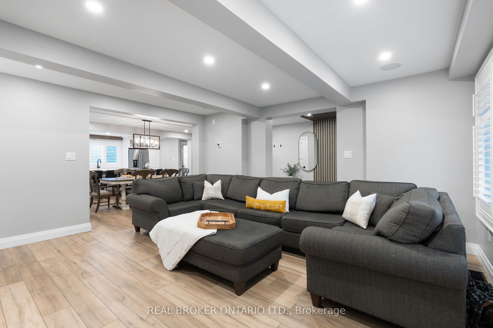 3 Oak Ridge Court