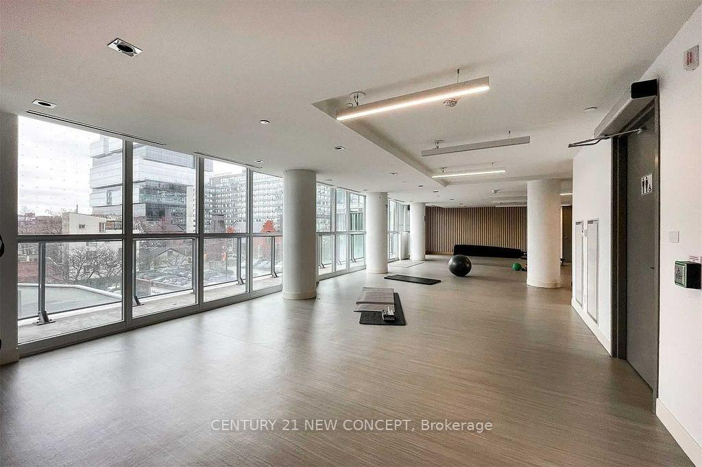 4 Bedrooms Condo at 120 Parliament, Toronto For sale