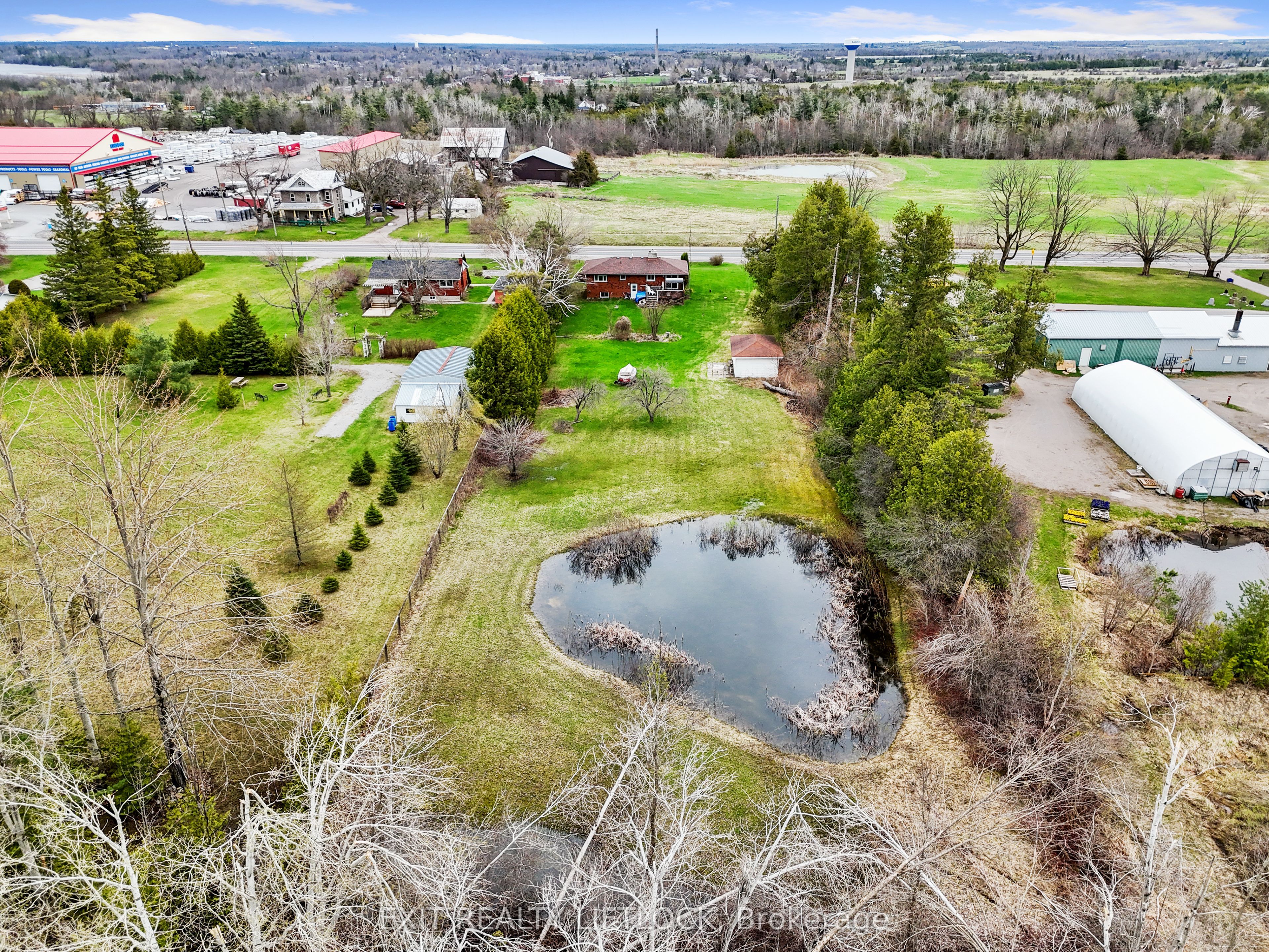1268 Buckhorn Road, Selwyn, ON K0L 2H0