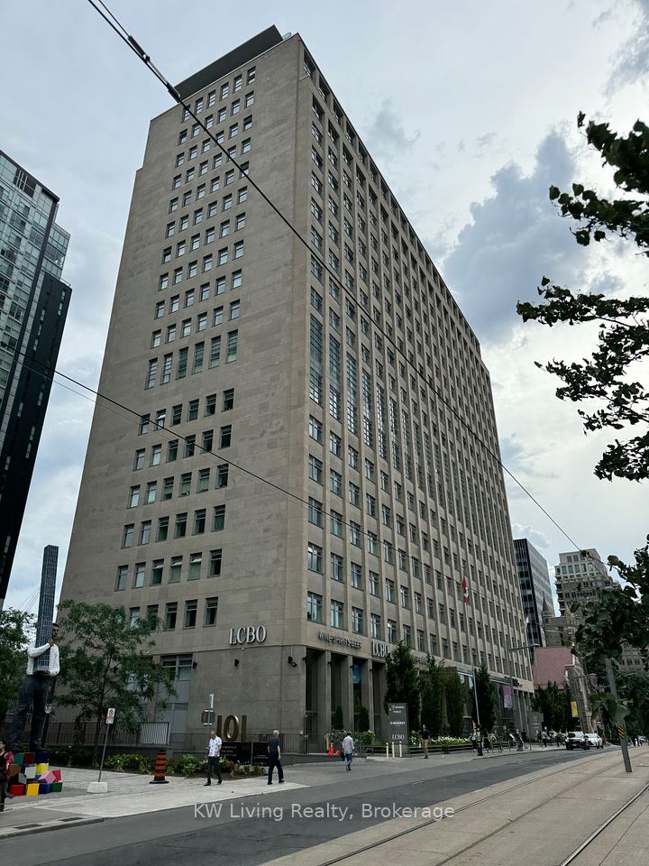 111 St Clair