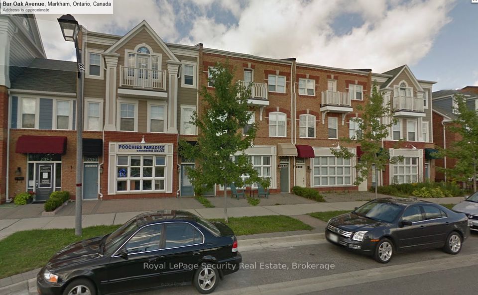 2711 Bur Oak Road