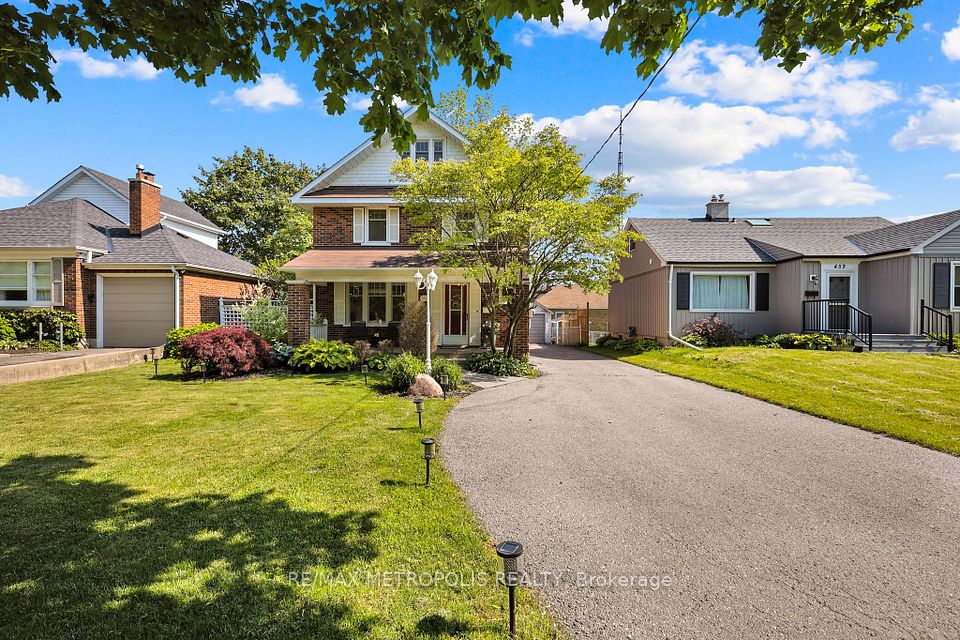 463 Athol Street
