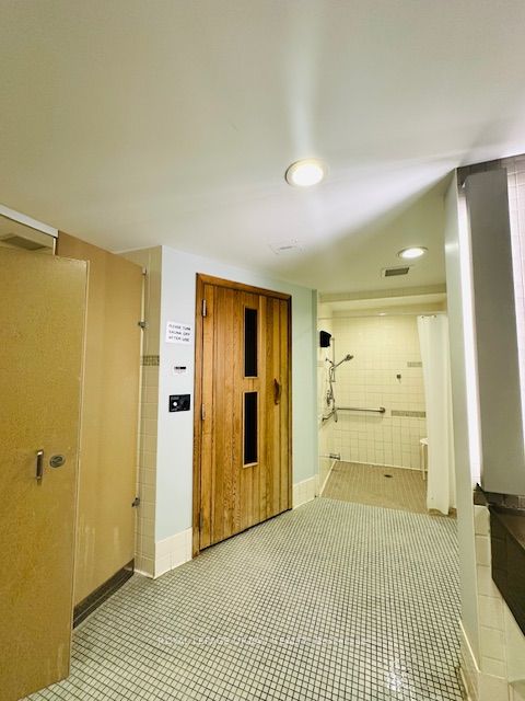 18 Yonge Street, #2205