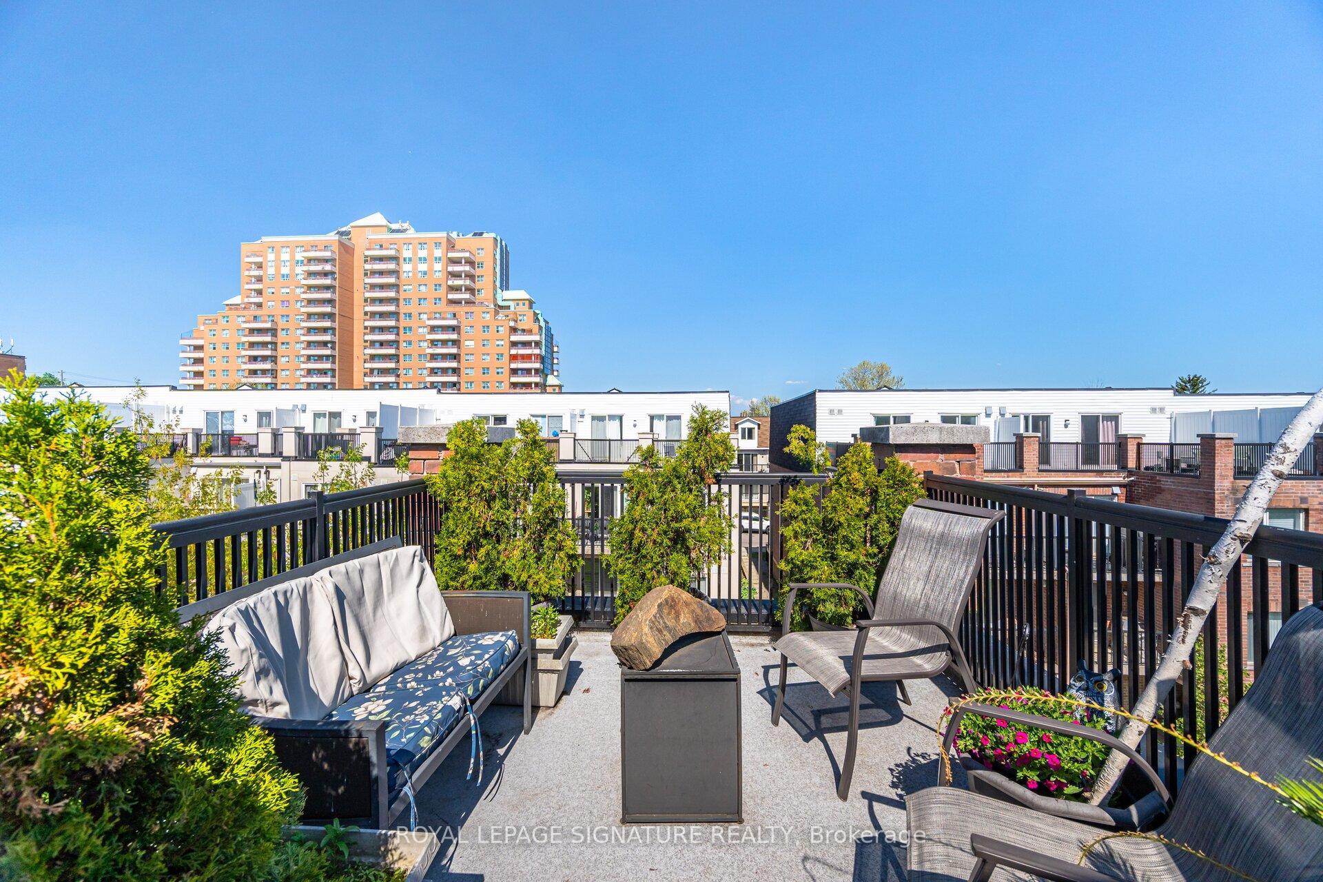 3 Bedrooms Condo at 3031 Finch, Toronto For sale