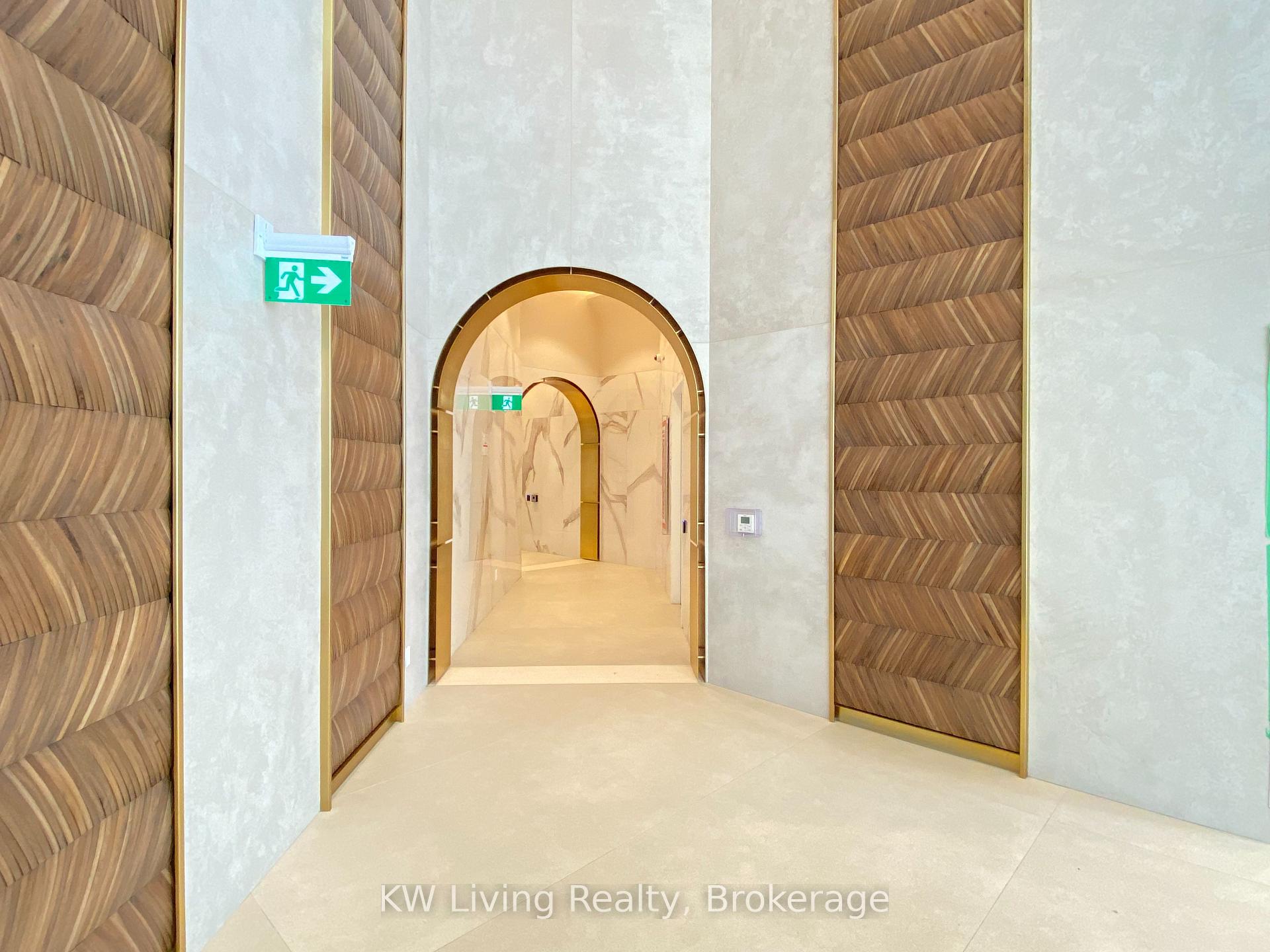 1 Bedroom Condo at 1000 Portage,  Vaughan For sale