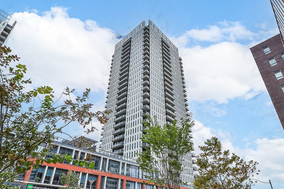 55 Regent Park