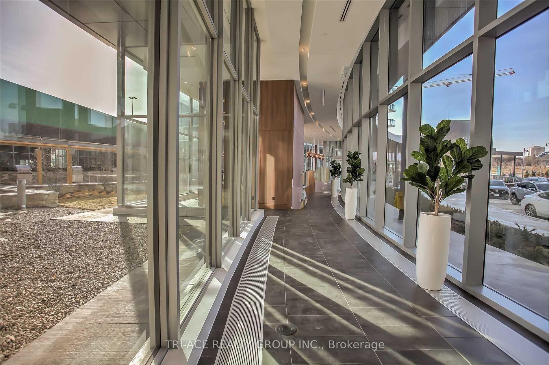 1 Bedroom Condo at 117 McMahon,  Toronto For sale