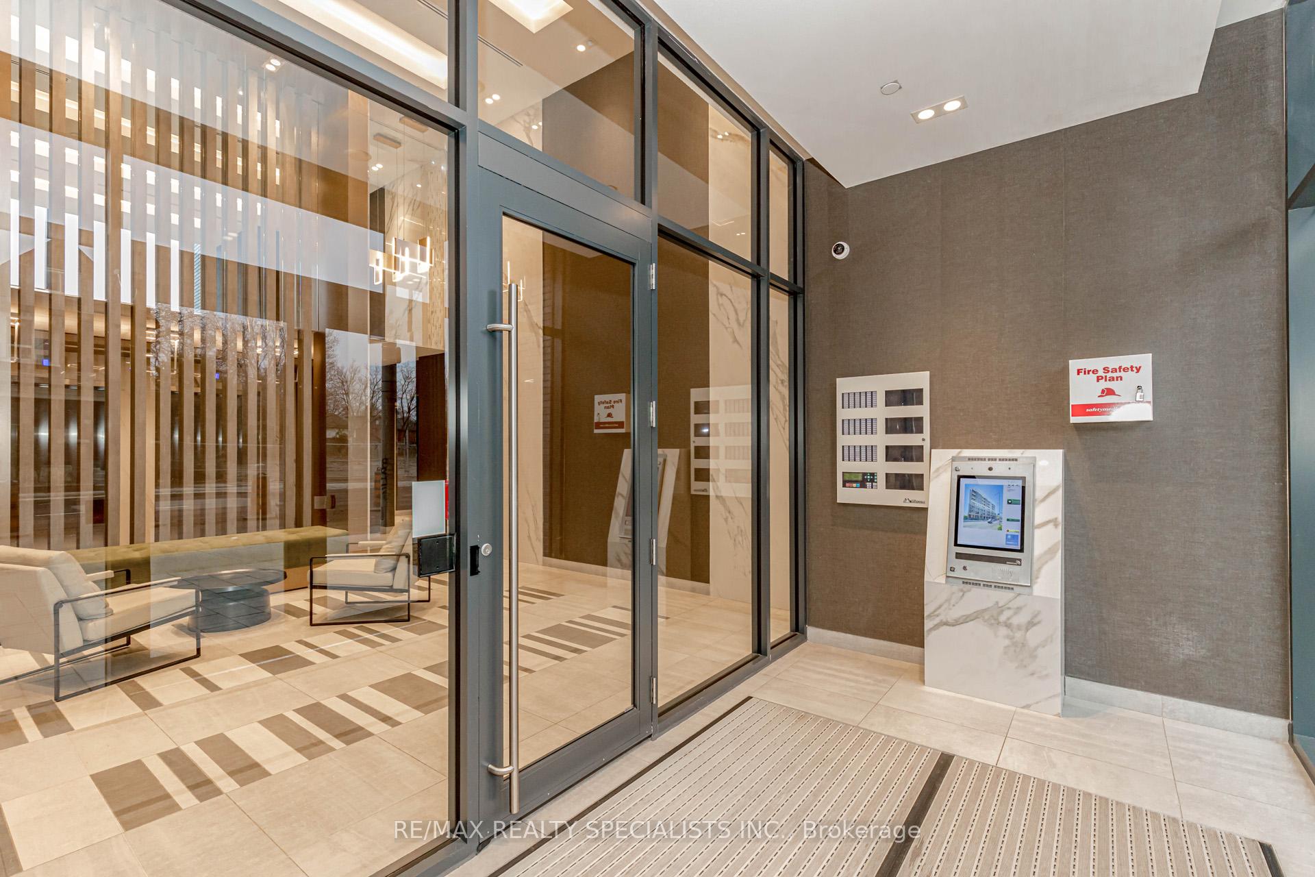 1 Bedroom Condo at 415 Main,  Hamilton For sale