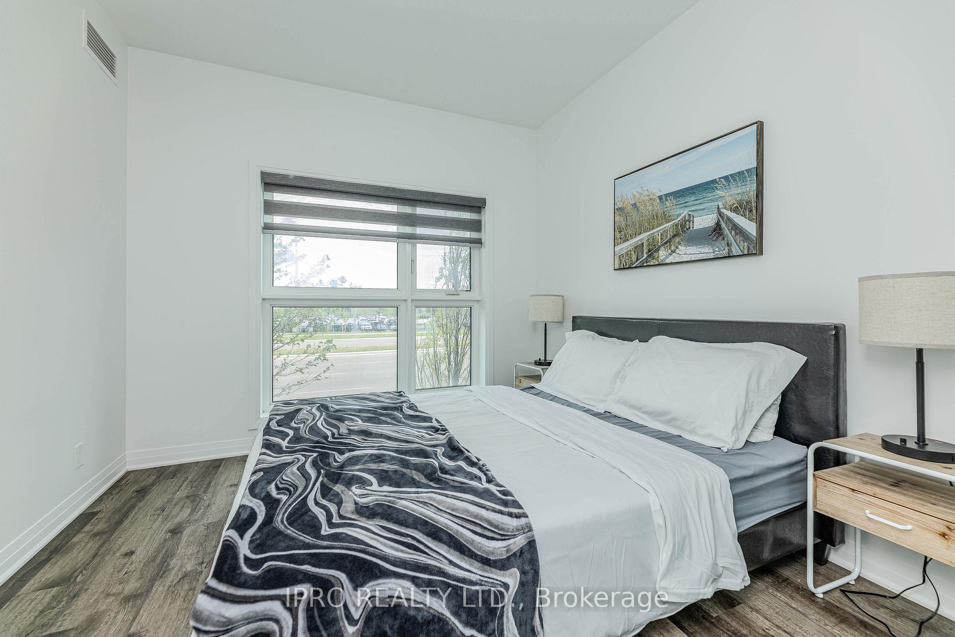 1 Bedroom Condo at 102 Grovewood Common, Oakville For sale