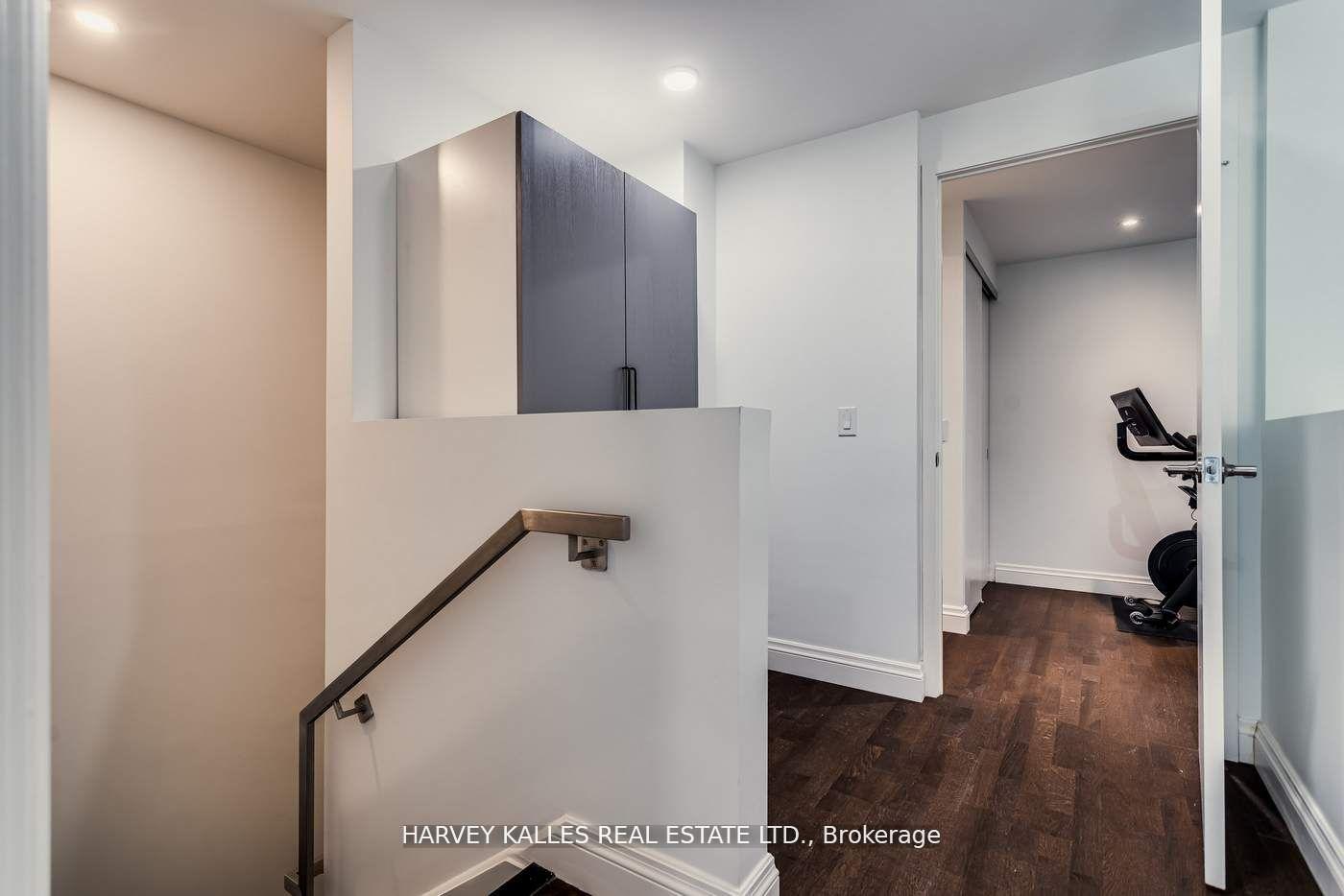 4 Bedrooms Condo at 101 Charles, Toronto For sale
