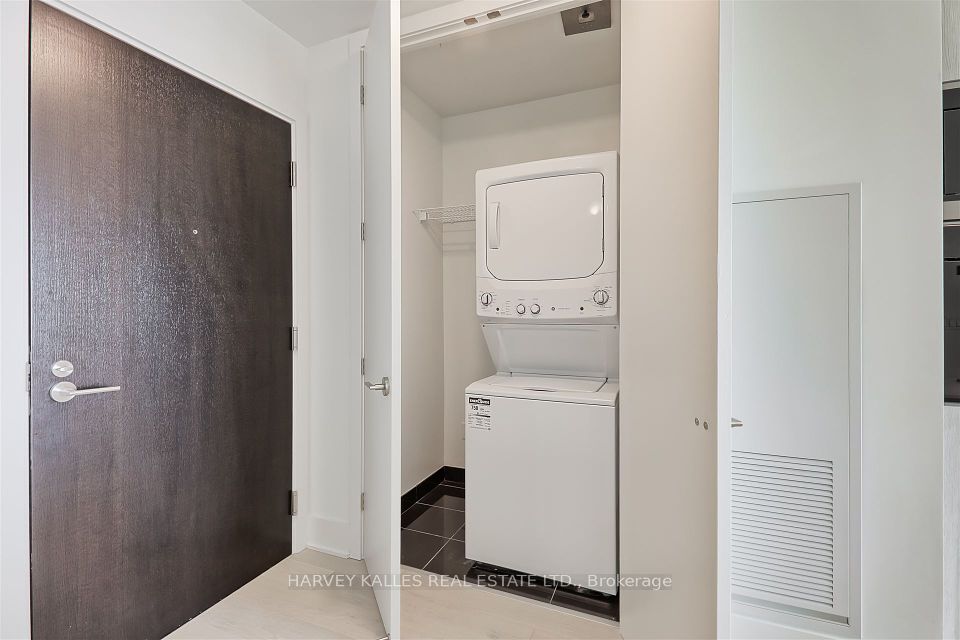 11 Yorkville Avenue 4503