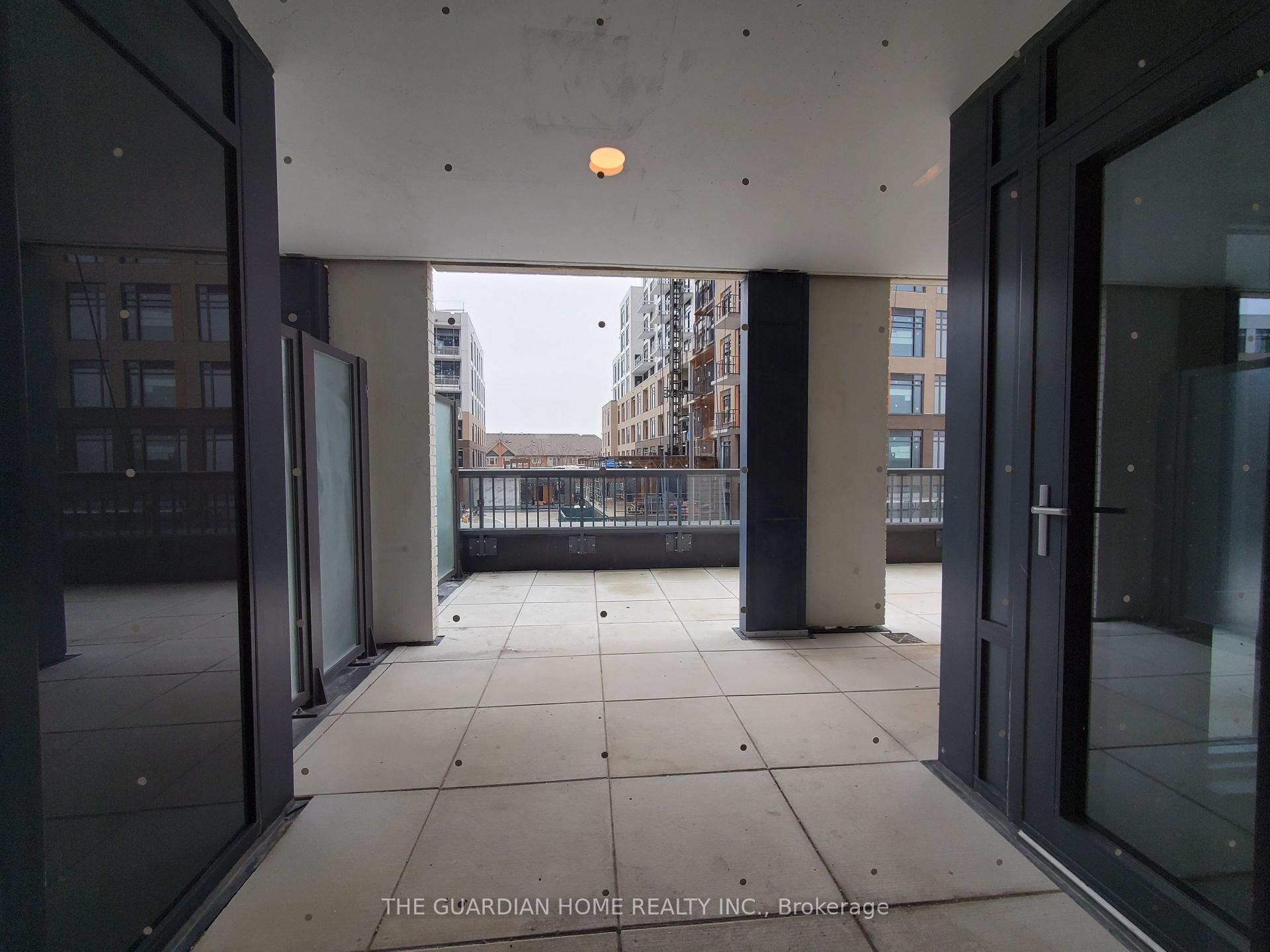2 Bedrooms Condo at 7950 Bathurst, Vaughan For sale