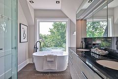 105 Donlea Drive