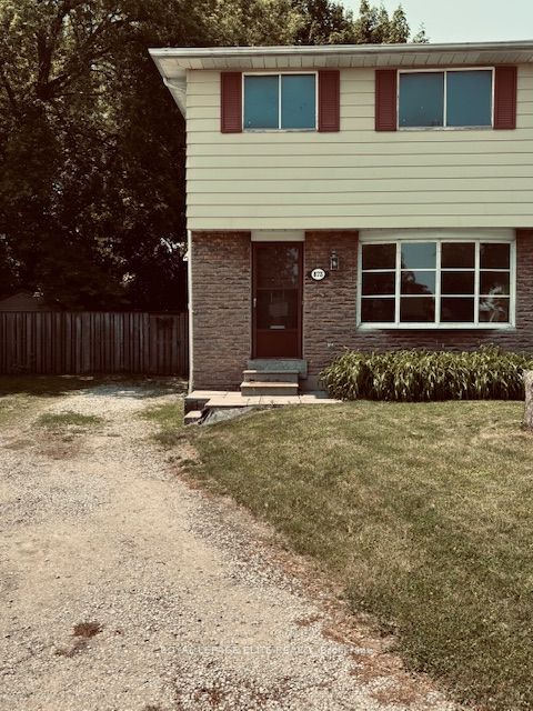 873 HOLLYHILL