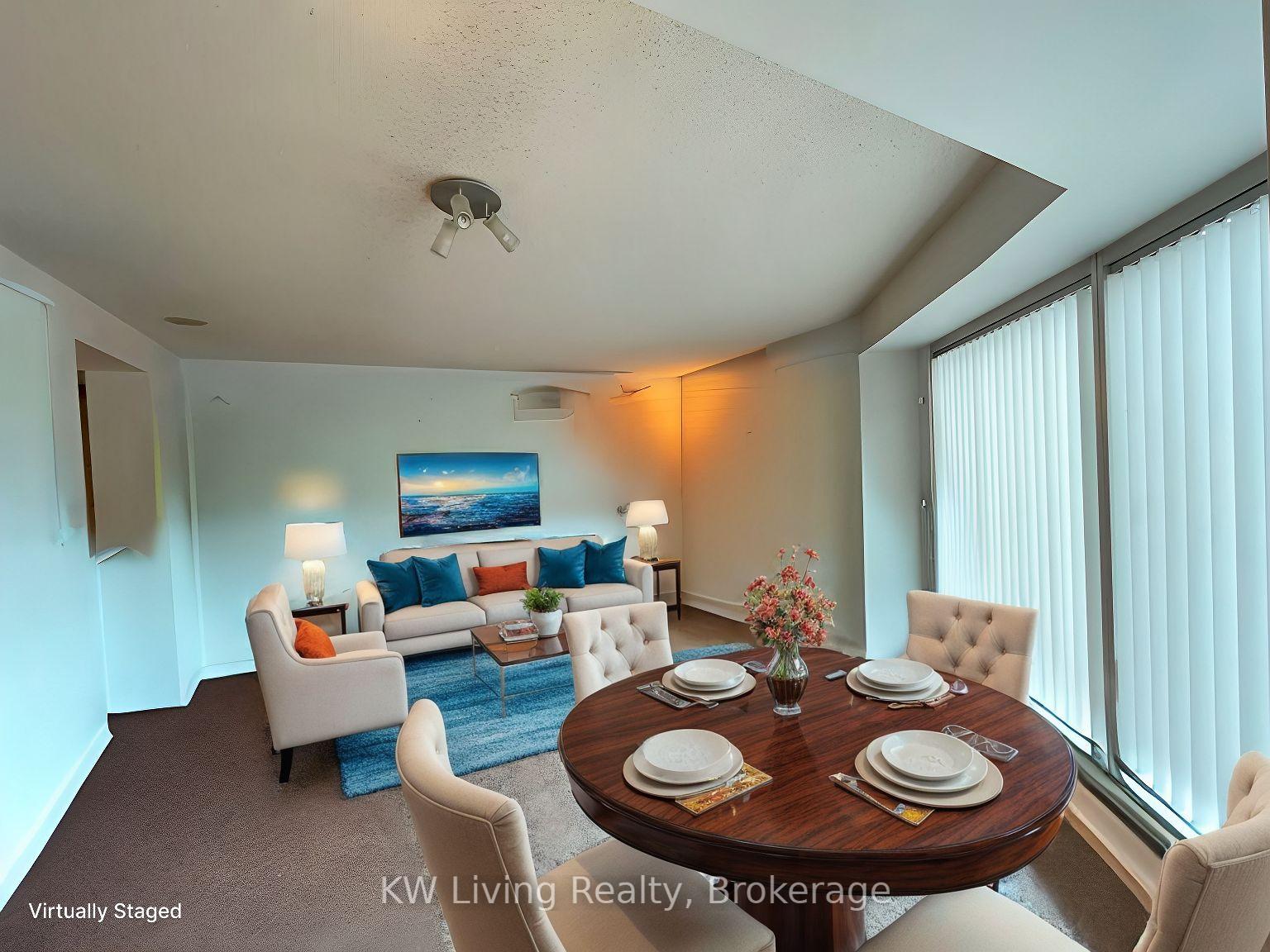 2 Bedrooms Condo at 33 University,  Toronto For sale
