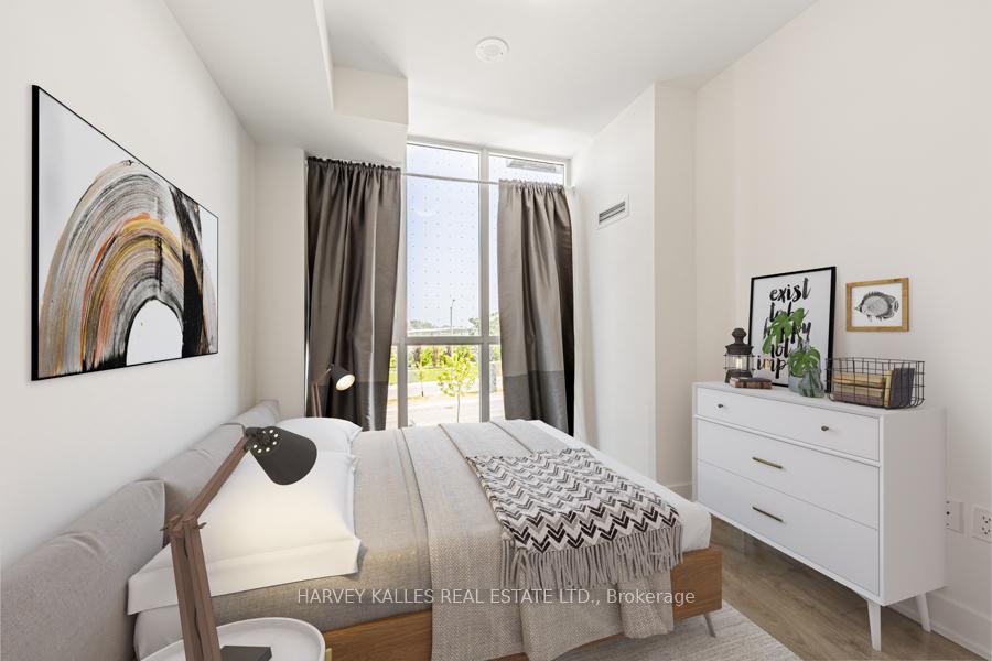 4 Bedrooms Condo at 60 George Butchart, Toronto For sale
