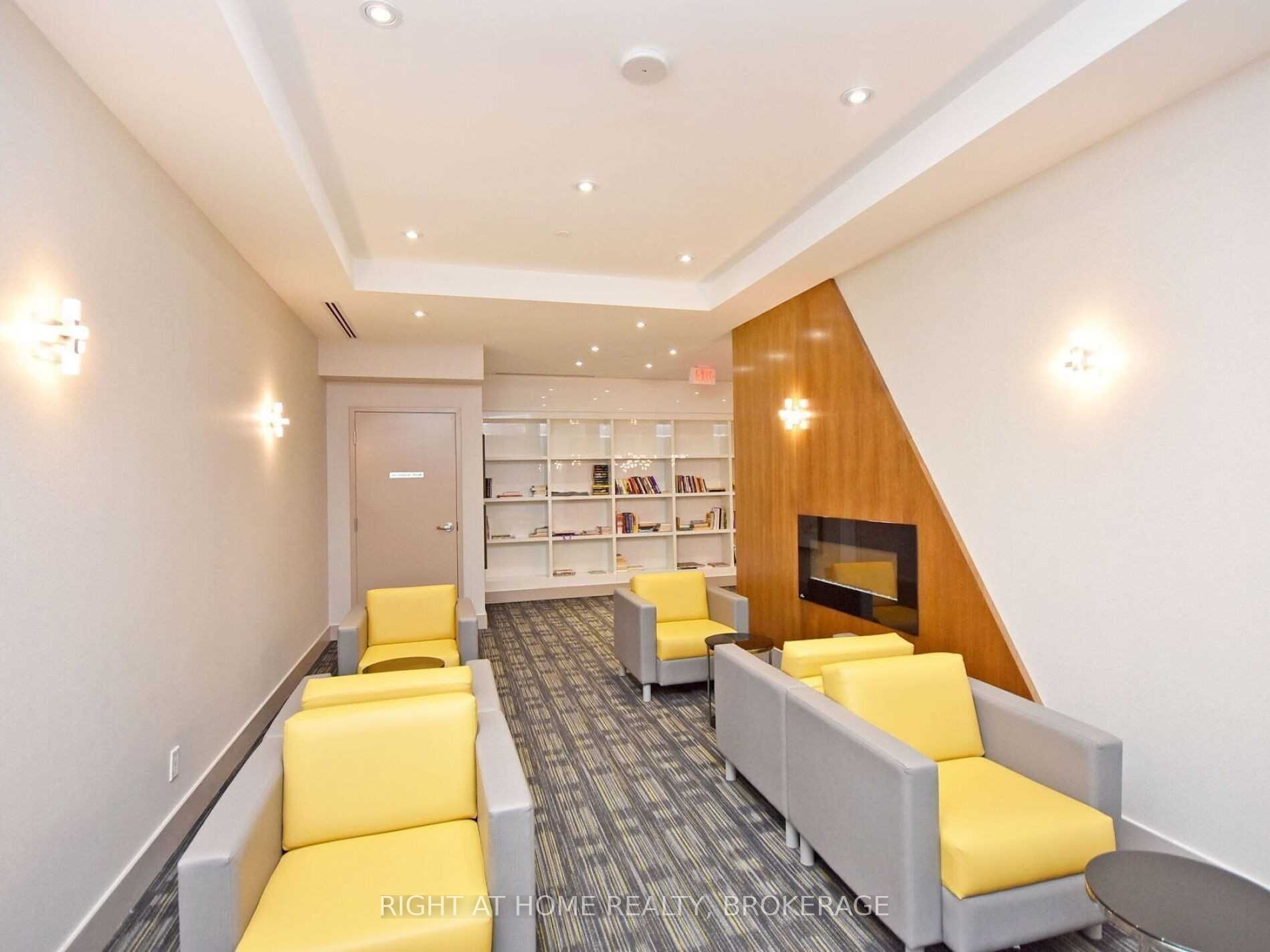 75 Eglinton Ave W Avenue, #1705