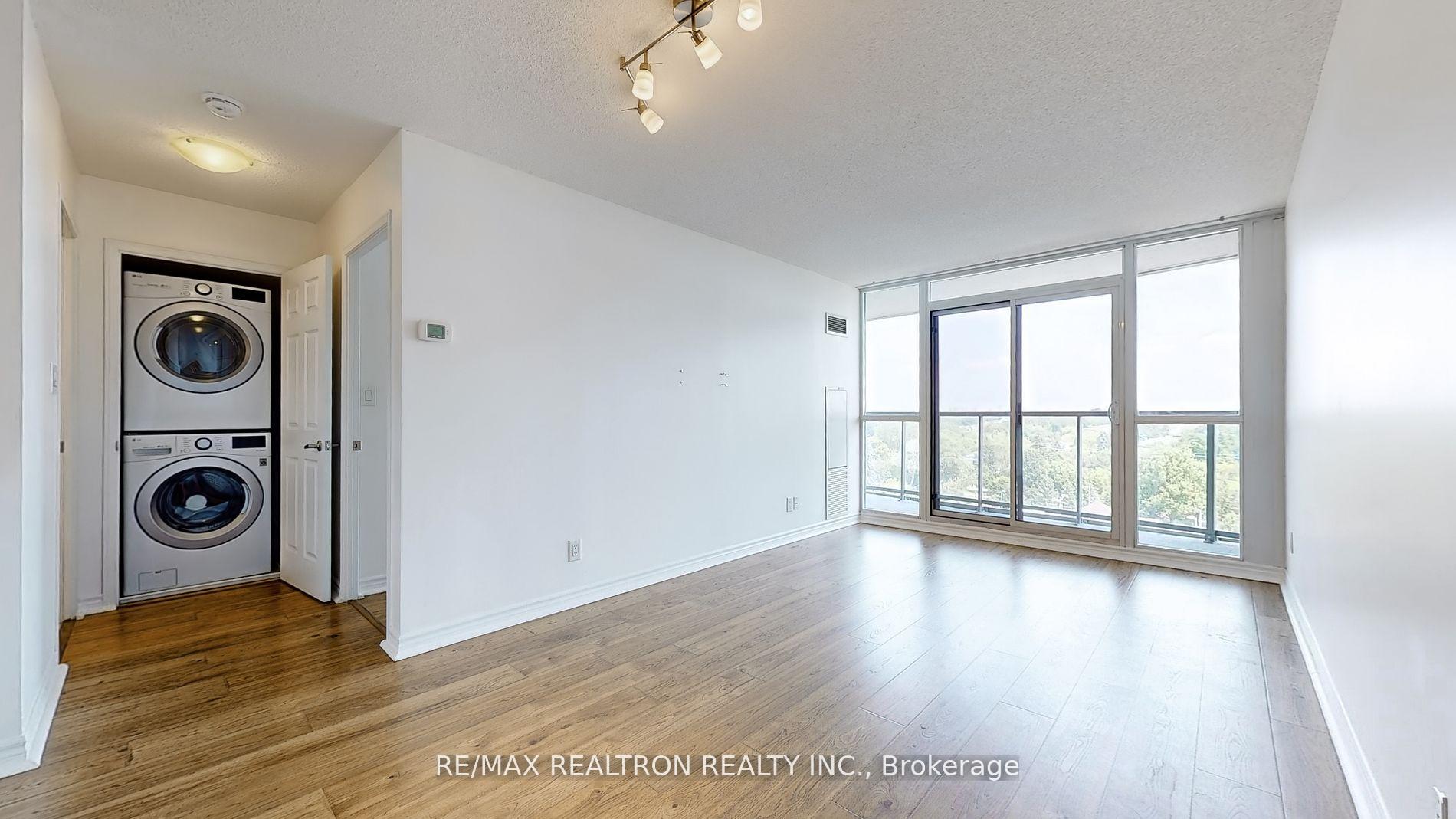1 Bedroom Condo at 35 Hollywood, Toronto For sale