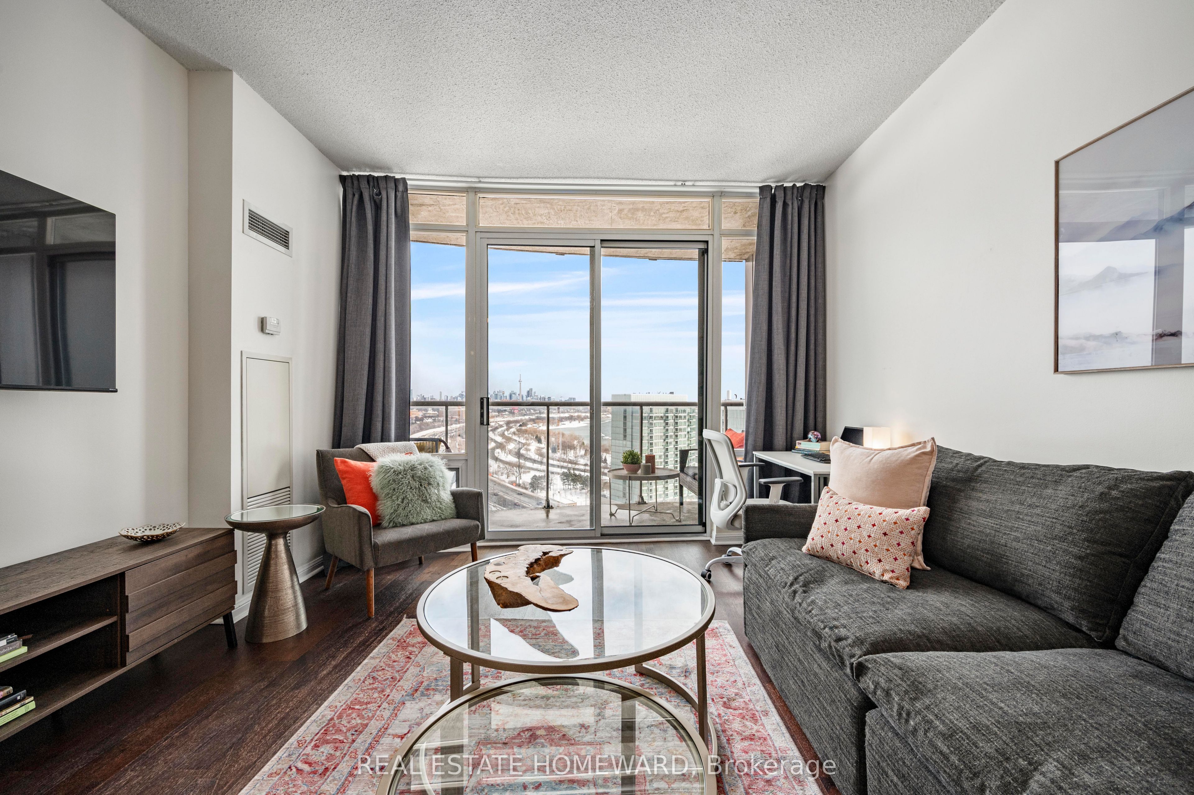 #2107 - 15 Windermere Avenue, Toronto, ON M6S 5A2