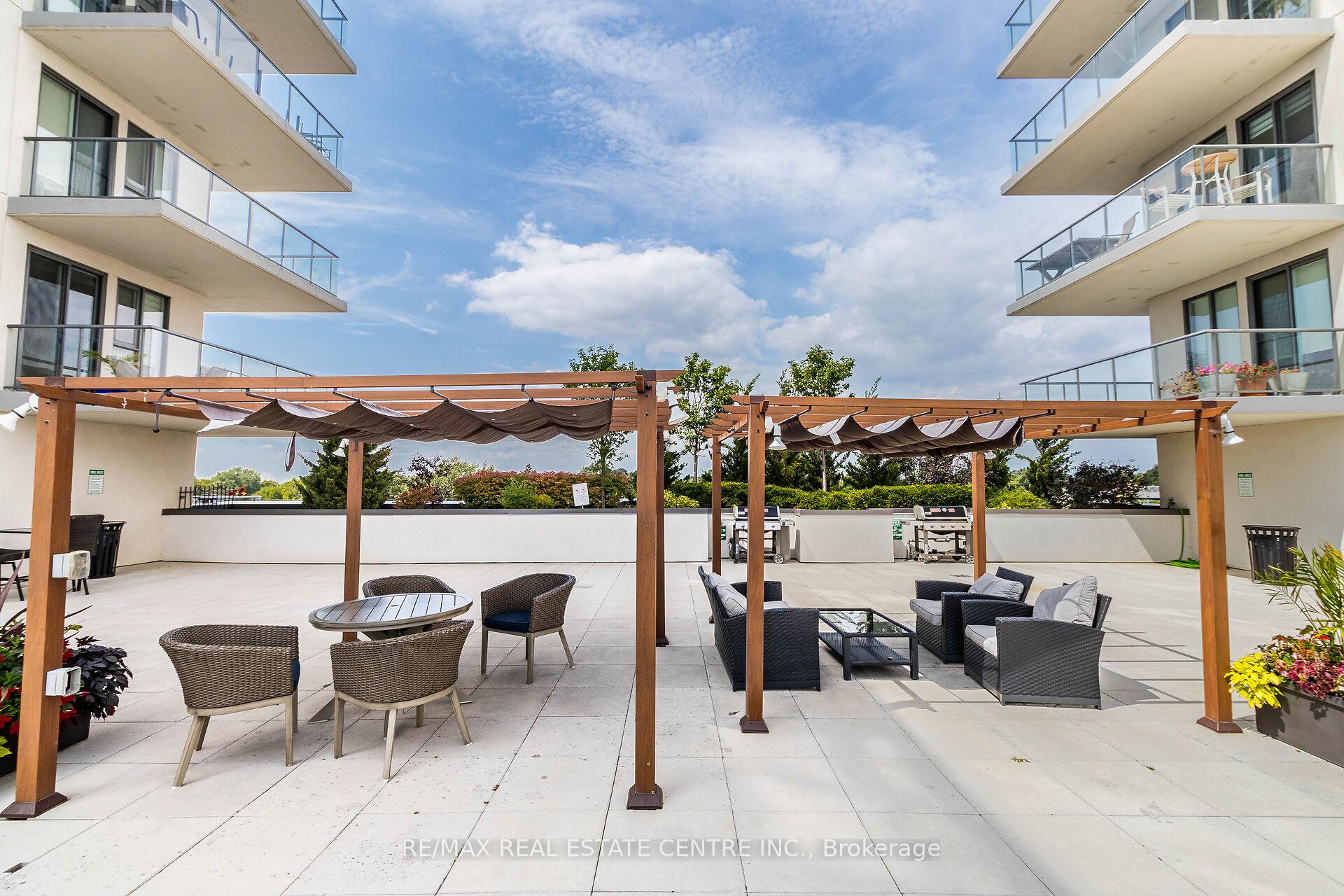 2 Bedrooms Condo at 22 East Haven,  Toronto For sale